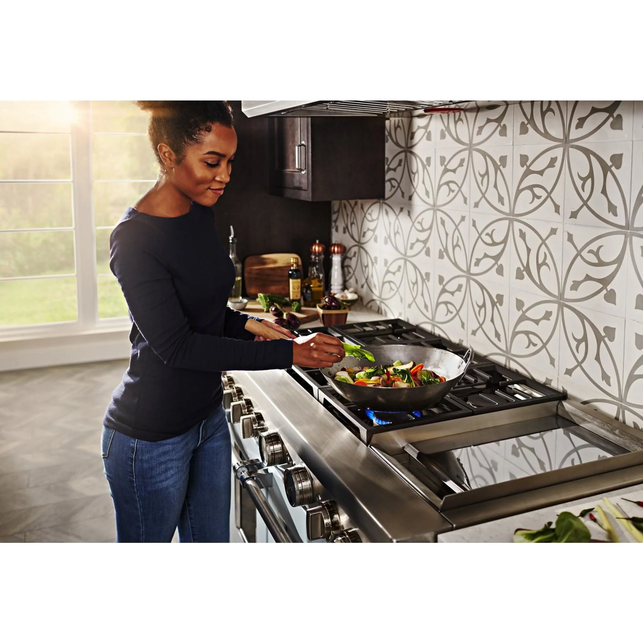KitchenAid  48'' Smart Commercial-Style Dual Fuel Range with Griddle - Misty Blue (KFDC558JMB) - Image 22