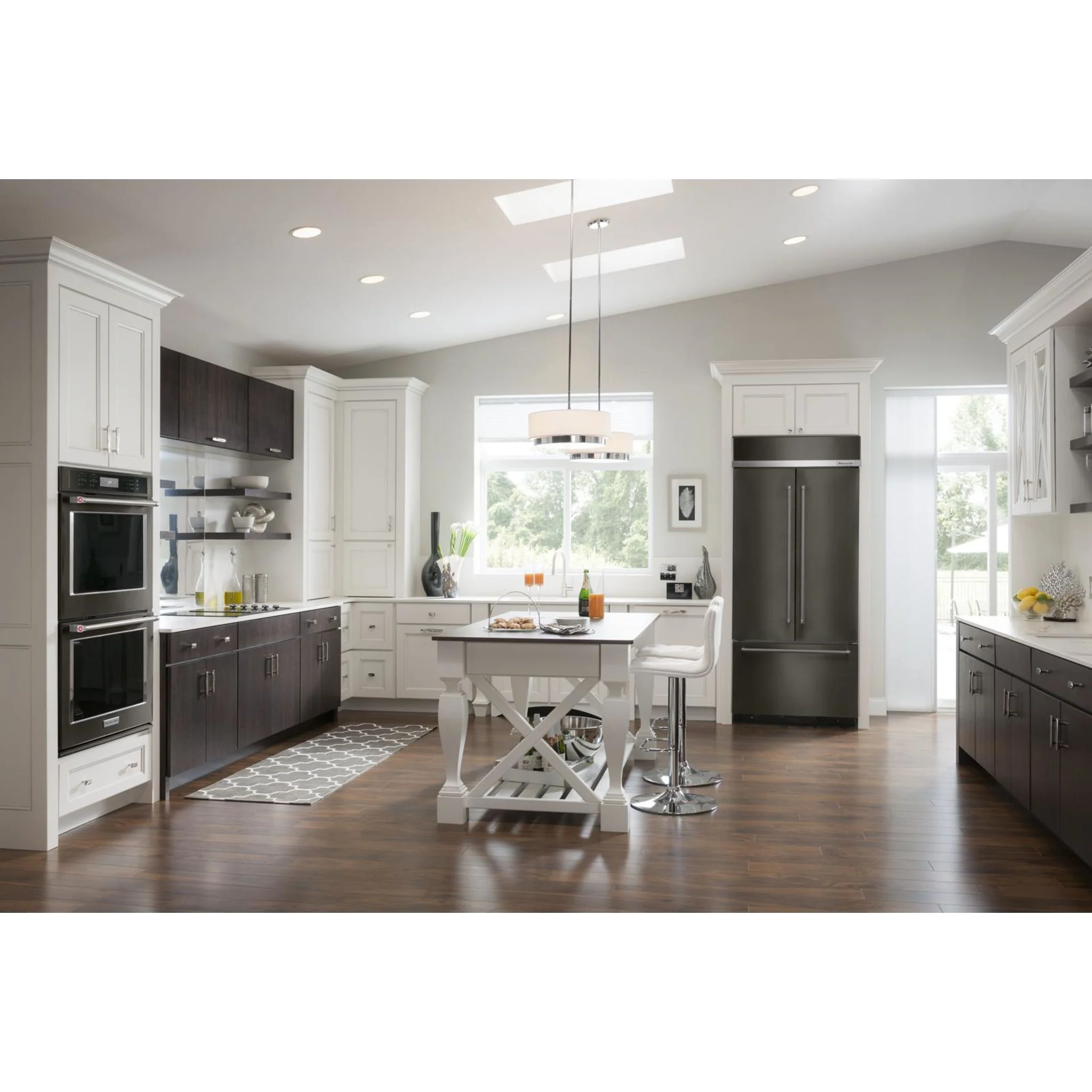 KitchenAid 24.2 cu.ft. 42" Width Built-In Stainless French Door Refrigerator with Platinum Interior Design - Black Stainless Steel with PrintShield™ Finish (KBFN502EBS) - Image 23