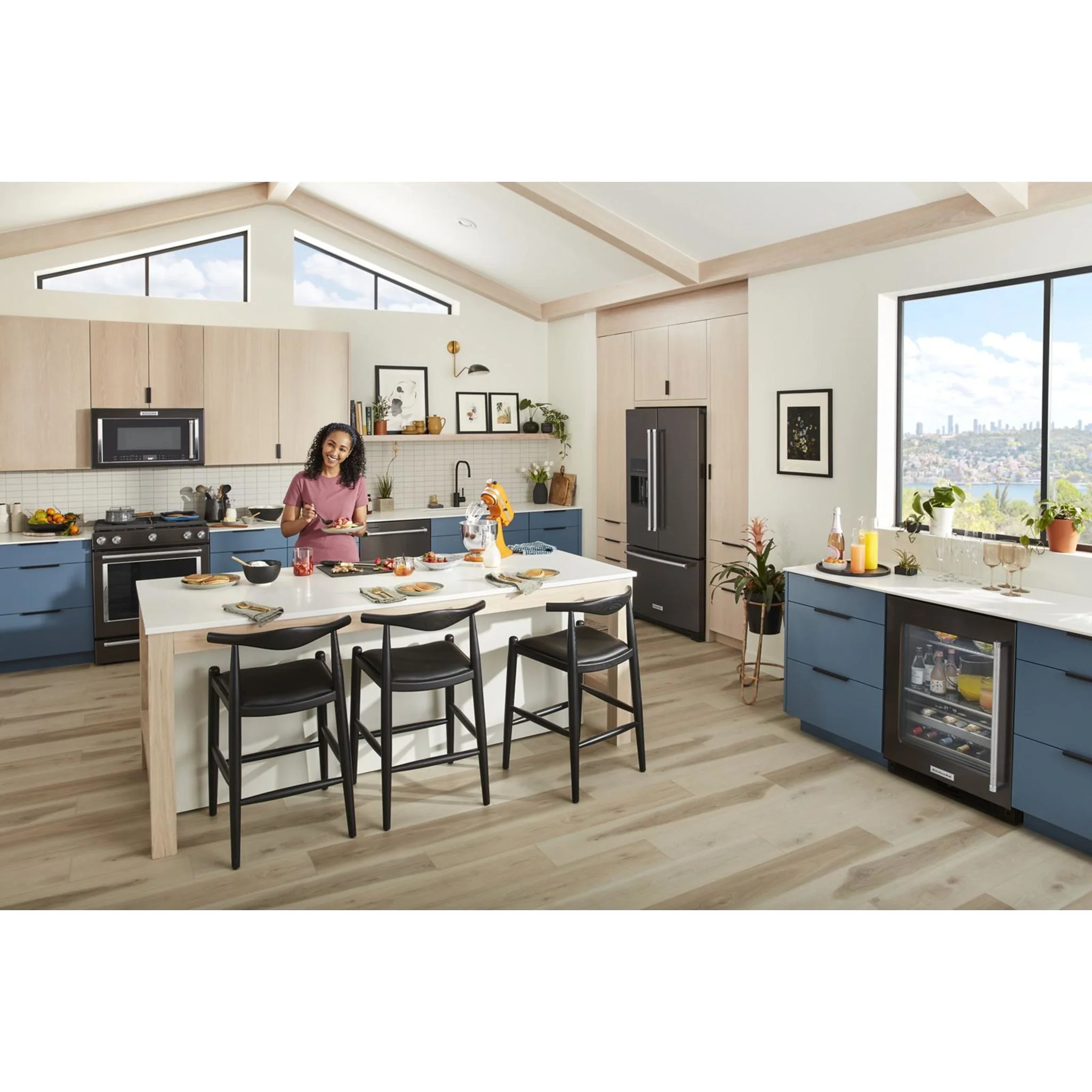 KitchenAid 26.8 cu.ft. Standard-Depth French Door Refrigerator with Exterior Ice and Water Dispenser - Black Stainless (KRFF577KBS) - Image 3