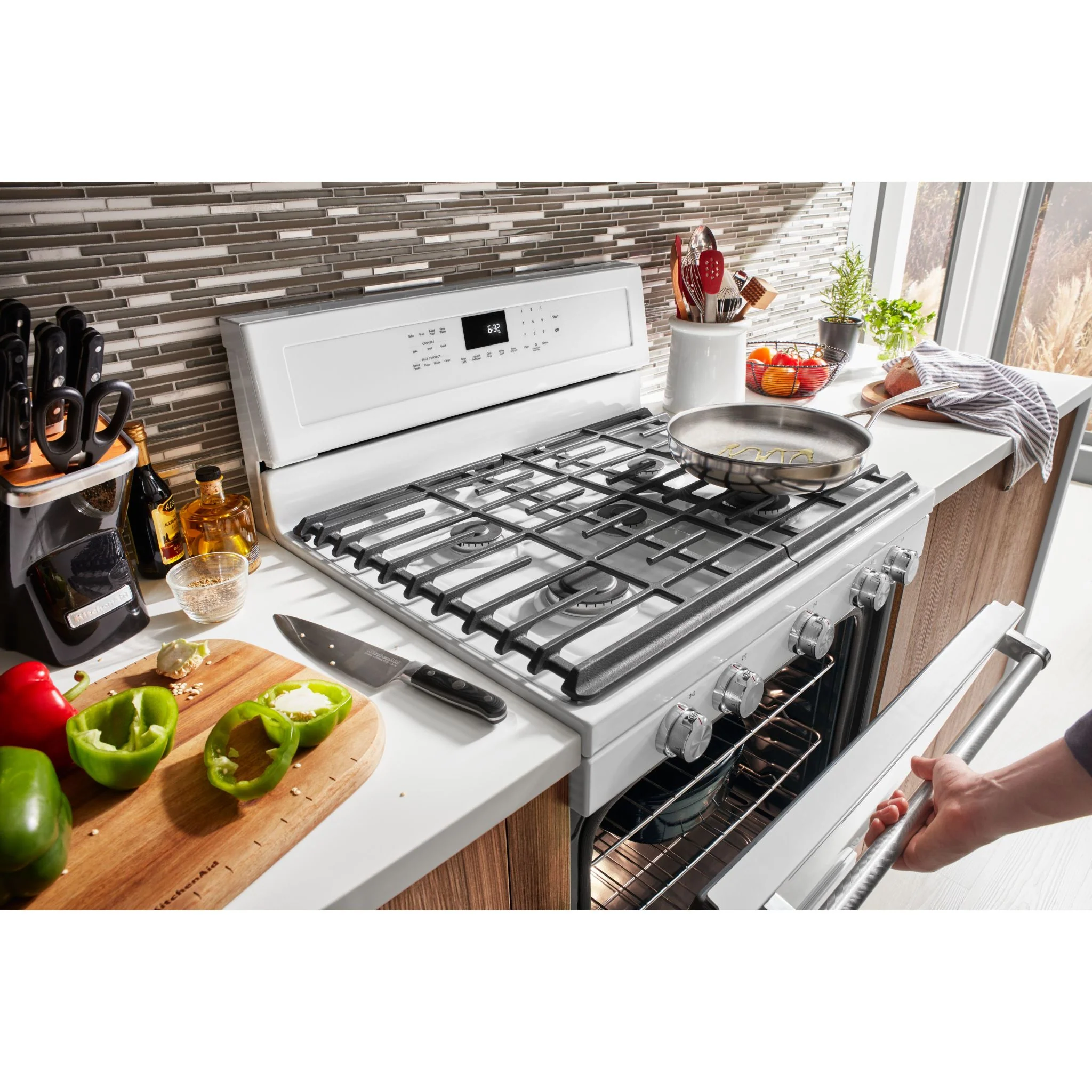 KitchenAid 30" 5-Burner Gas Convection Range - White (KFGG500EWH) - Image 11