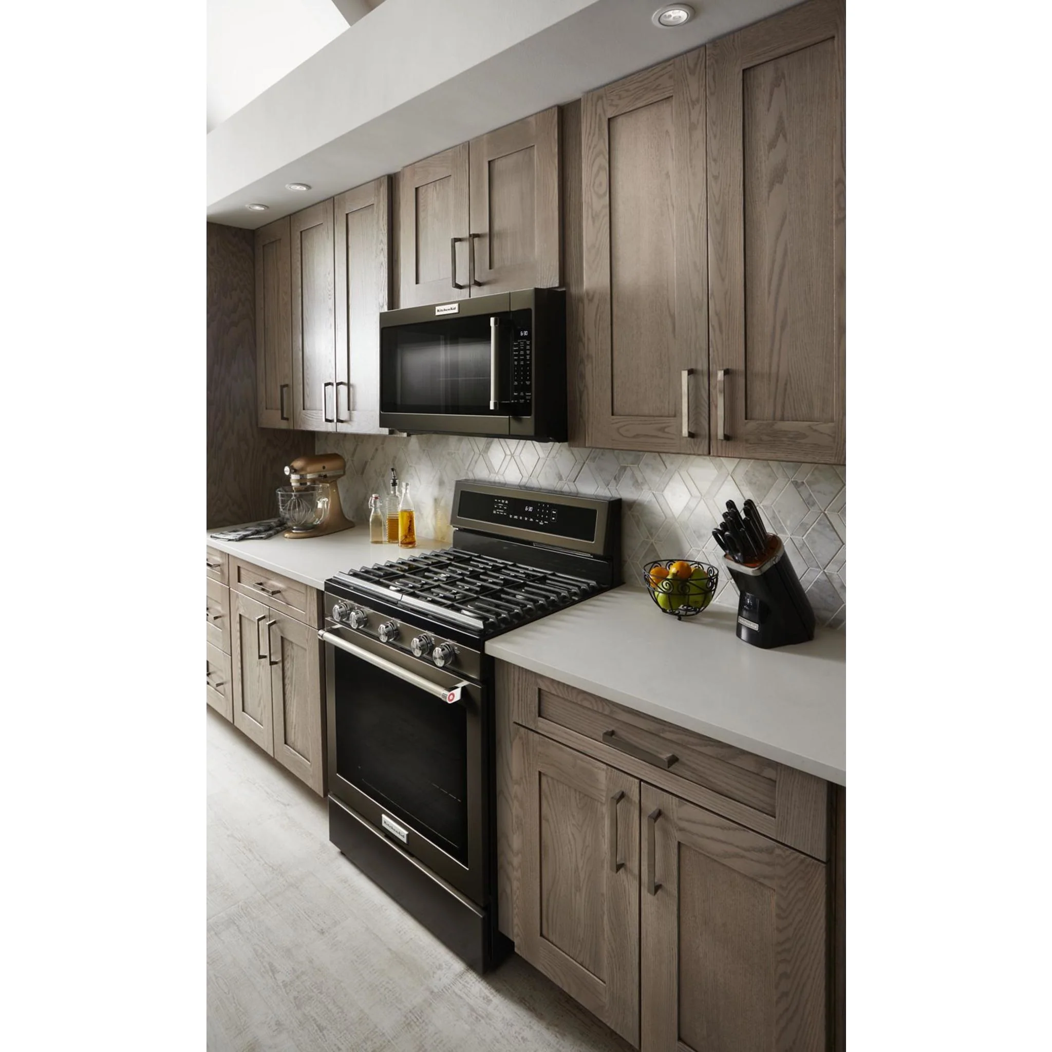 KitchenAid 30" 5-Burner Gas Convection Range - Black Stainless (KFGG500EBS) - Image 45