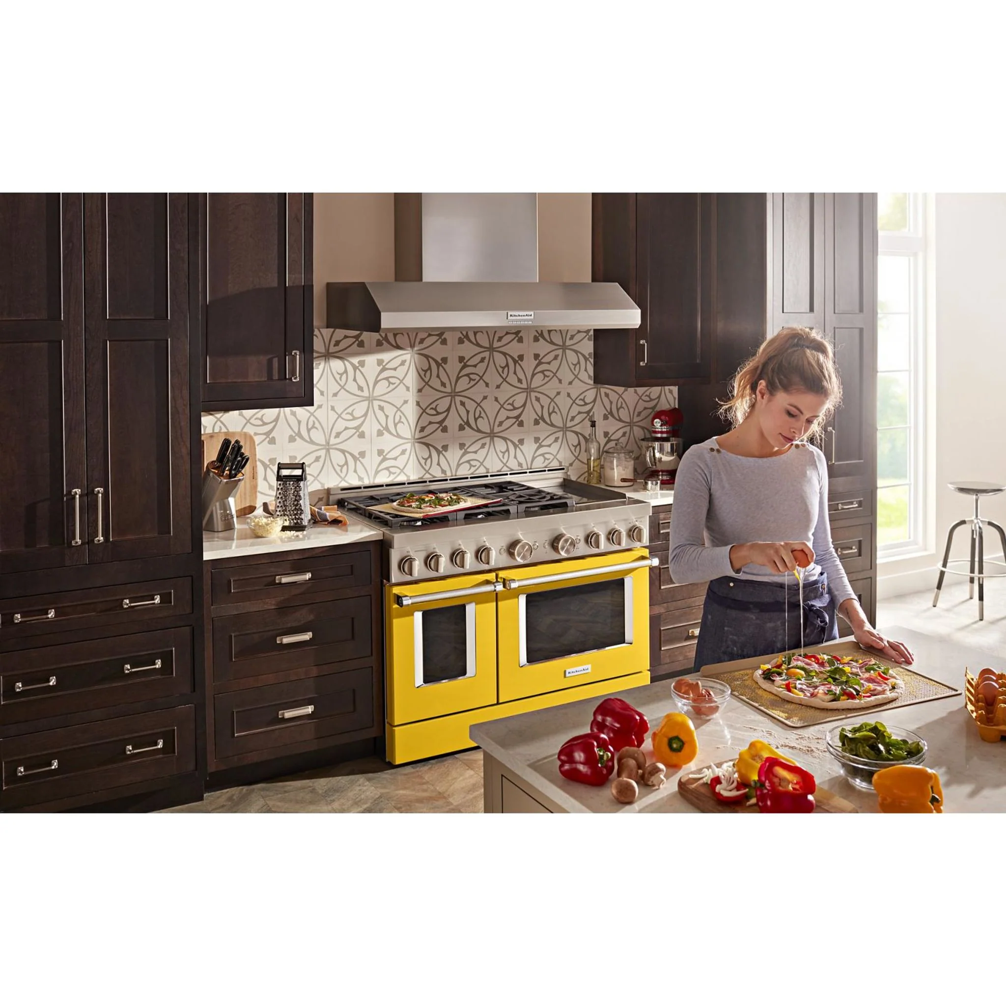 KitchenAid  48'' Smart Commercial-Style Gas Range with Griddle - Yellow Pepper (KFGC558JYP) - Image 54