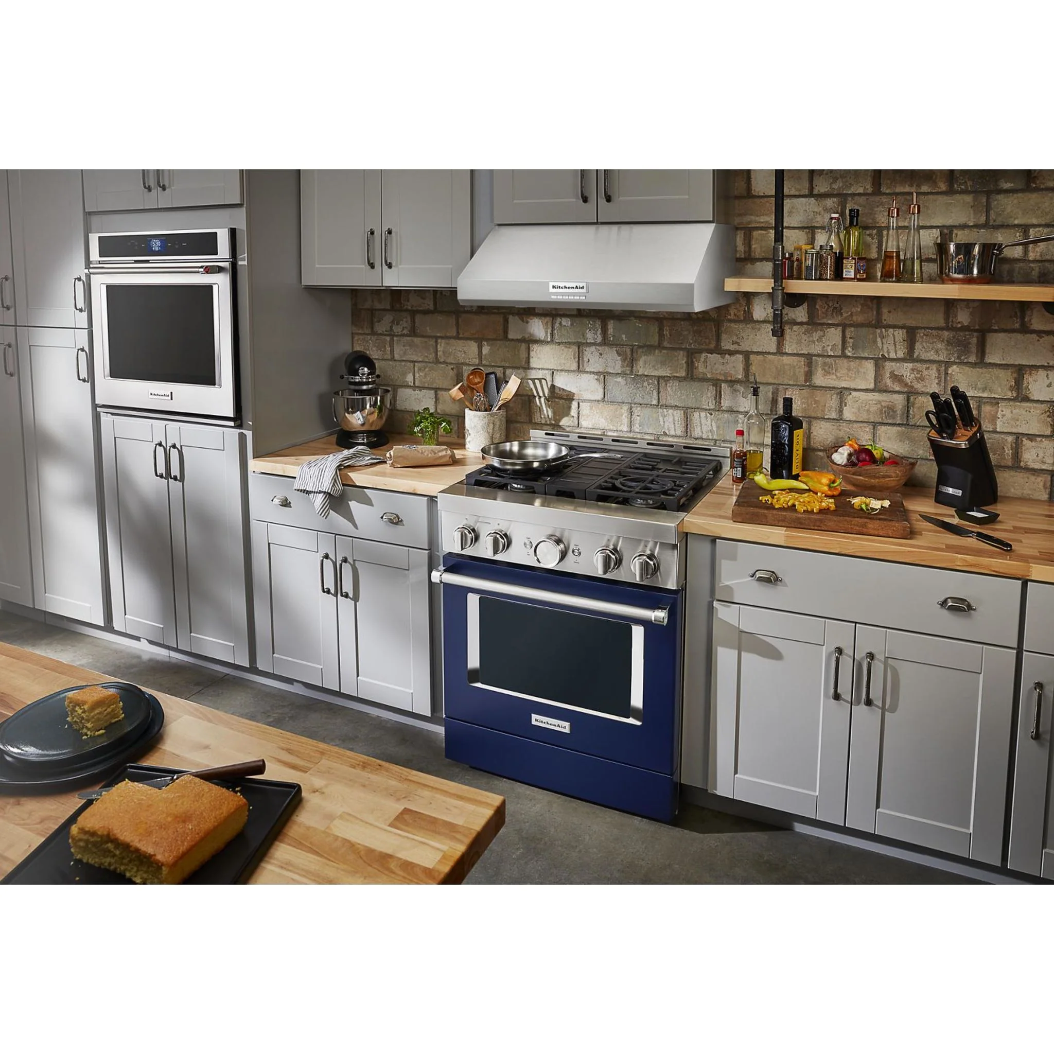 KitchenAid  30'' Smart Commercial-Style Gas Range with 4 Burners - Ink Blue (KFGC500JIB) - Image 47