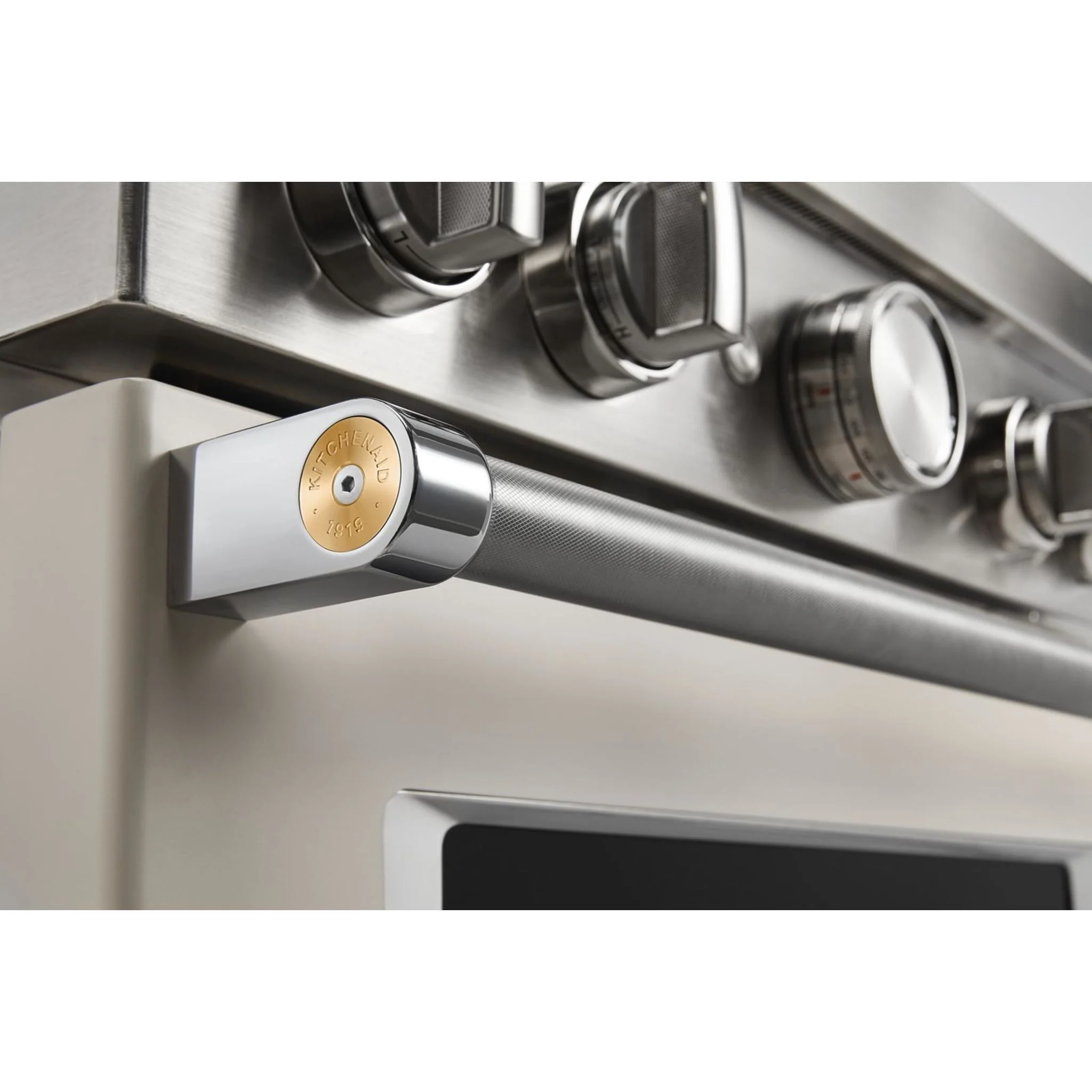KitchenAid  30'' Smart Commercial-Style Gas Range with 4 Burners - Milkshake (KFGC500JMH) - Image 13