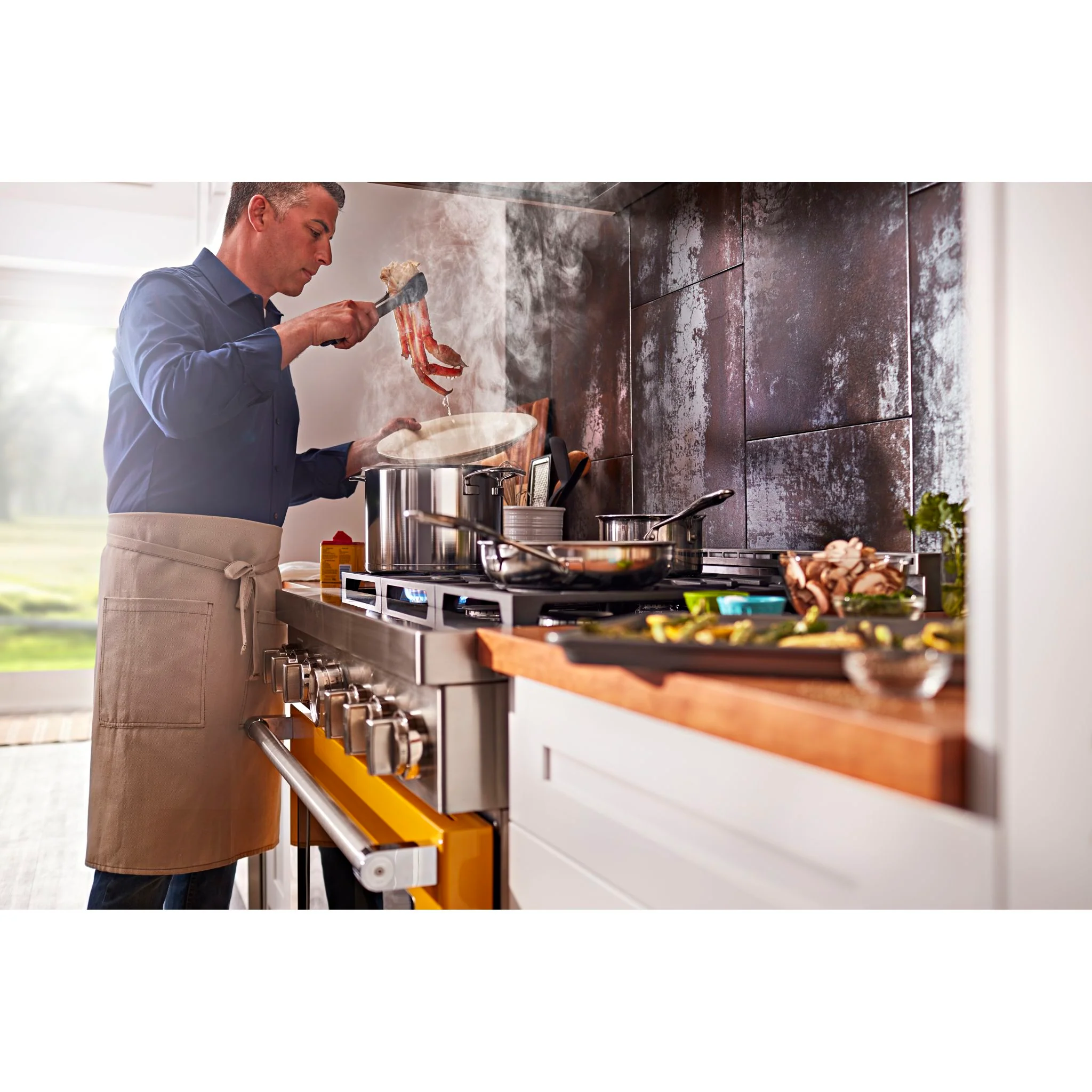 KitchenAid  36'' Smart Commercial-Style Gas Range with 6 Burners - Yellow Pepper (KFGC506JYP) - Image 2