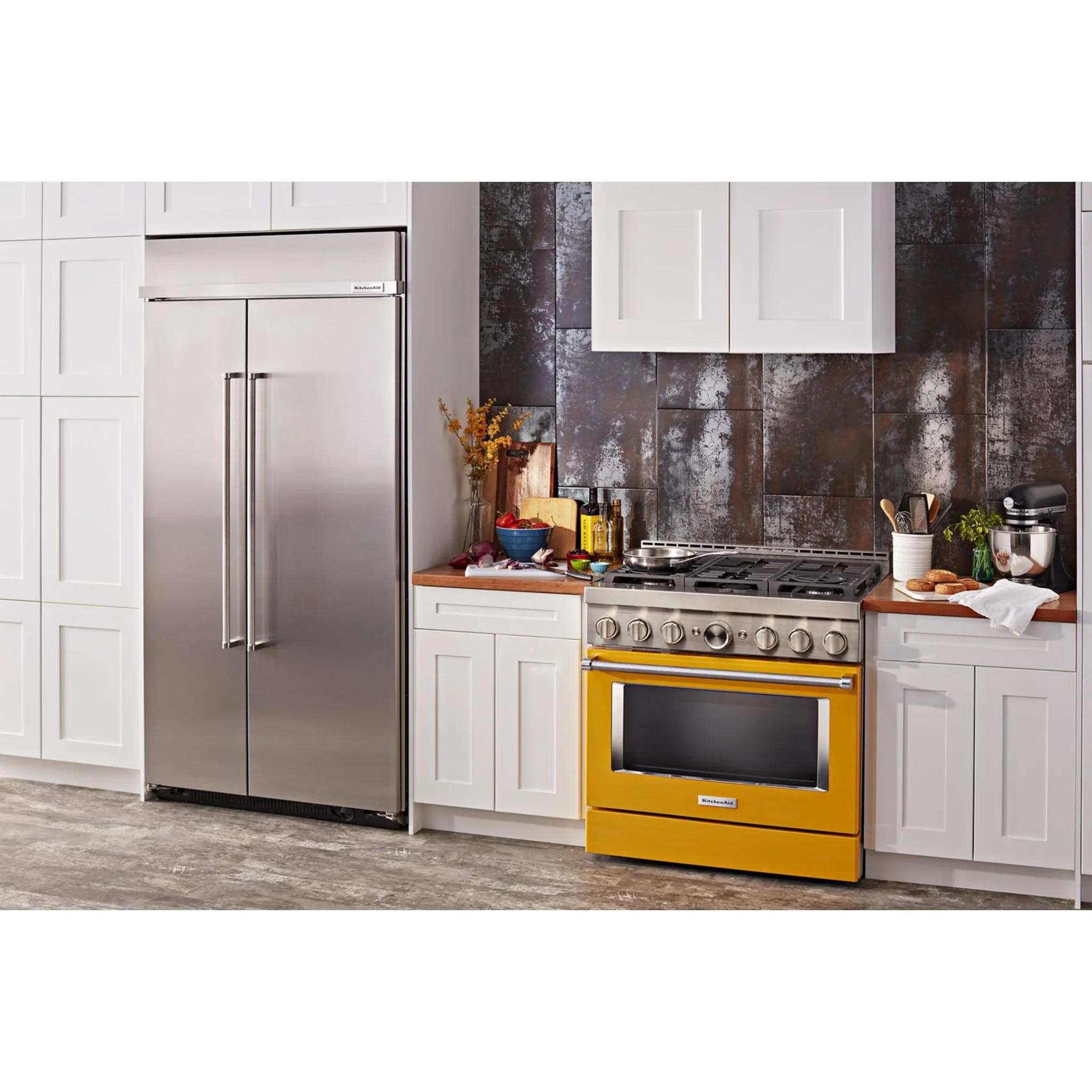 KitchenAid  36'' Smart Commercial-Style Gas Range with 6 Burners - Yellow Pepper (KFGC506JYP) - Image 23