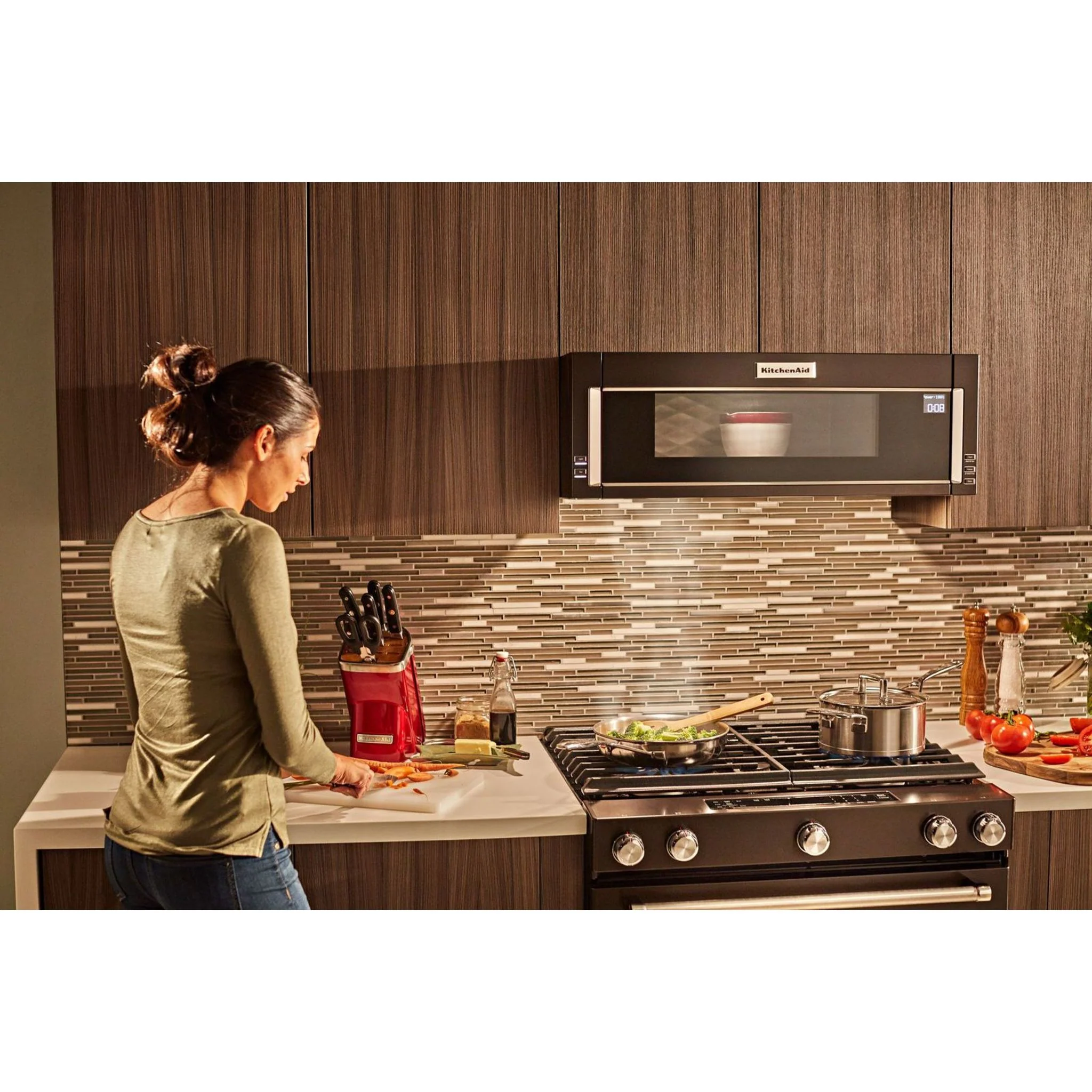 KitchenAid 30" 5-Burner Gas Slide-In Convection Range - Black Stainless (KSGG700EBS) - Image 18