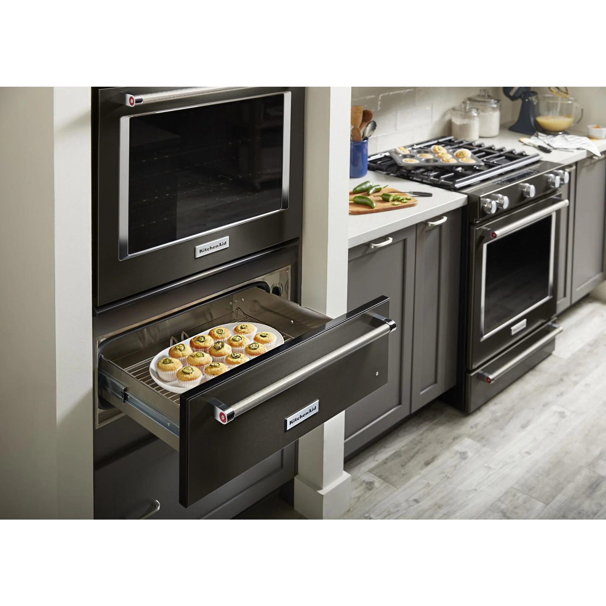 KitchenAid 30" 5-Burner Gas Slide-In Convection Range - Black Stainless (KSGG700EBS) - Image 19