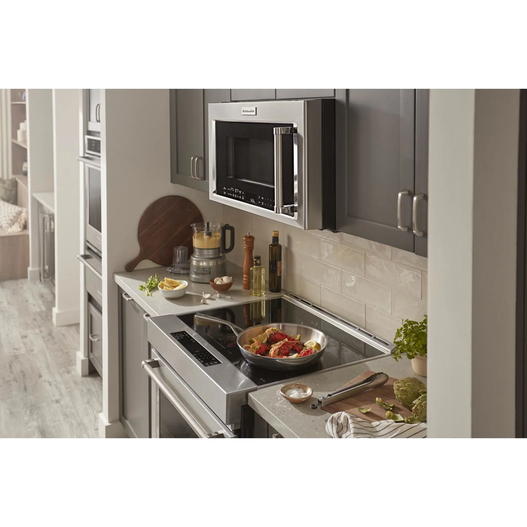KitchenAid  30" 4-Element Induction Convection Front Control Range with Baking Drawer (KSIB900ESS) - Image 18