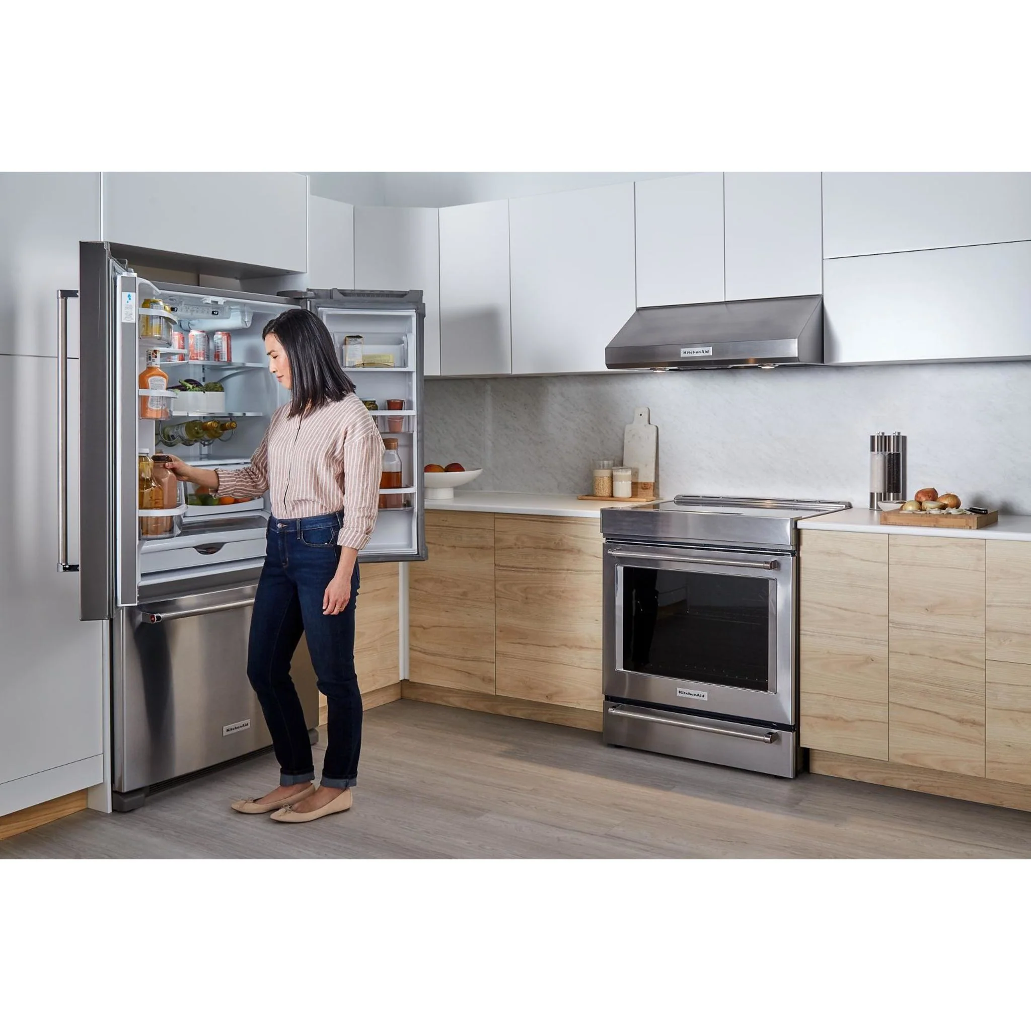KitchenAid  30" 4-Element Induction Convection Front Control Range with Baking Drawer (KSIB900ESS) - Image 69
