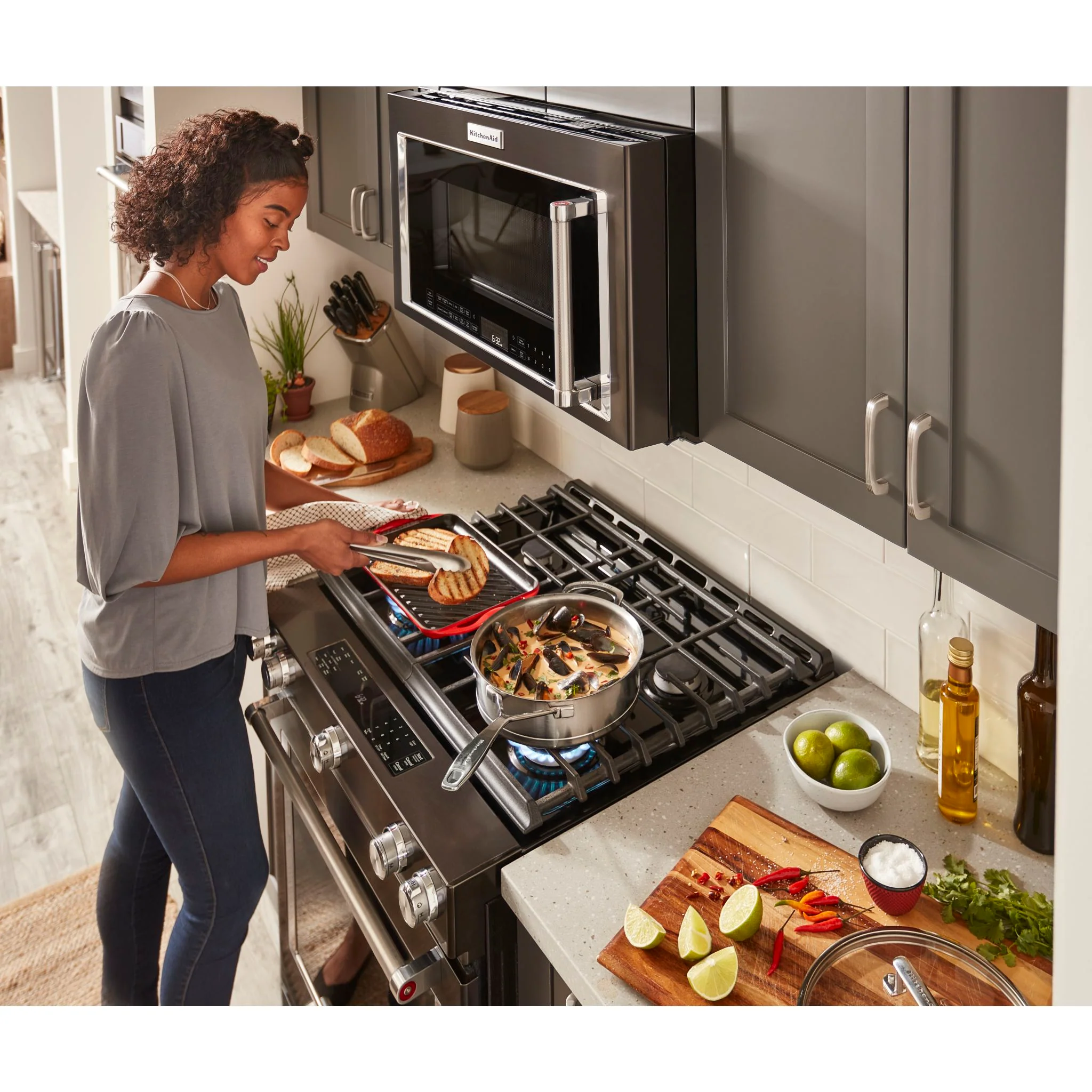 KitchenAid  Over-the-Range Convection Microwave with Air Fry Mode (YKMHC319LBS) - Image 24