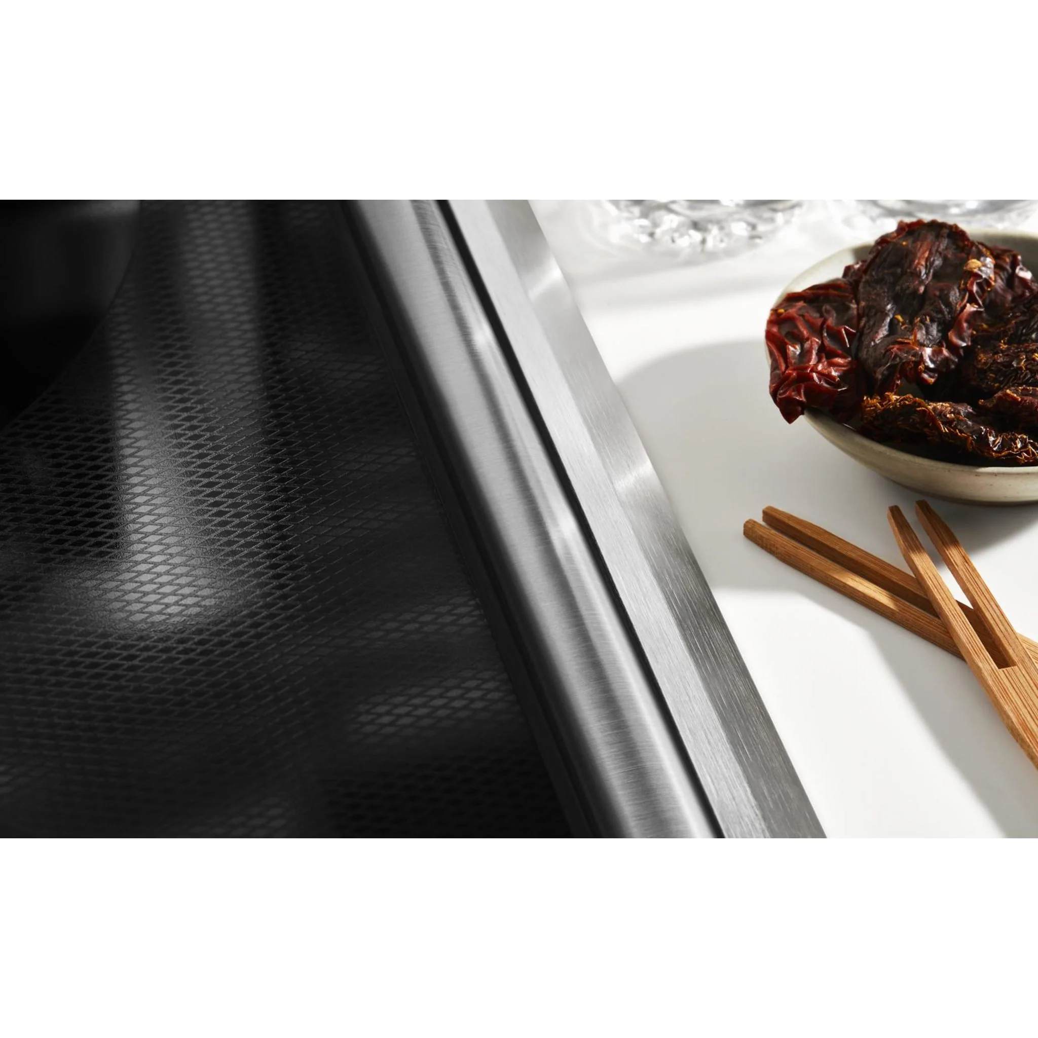 KitchenAid 30" 5-Element Electric Convection Range - Stainless Steel (YKFEG500ESS) - Image 4