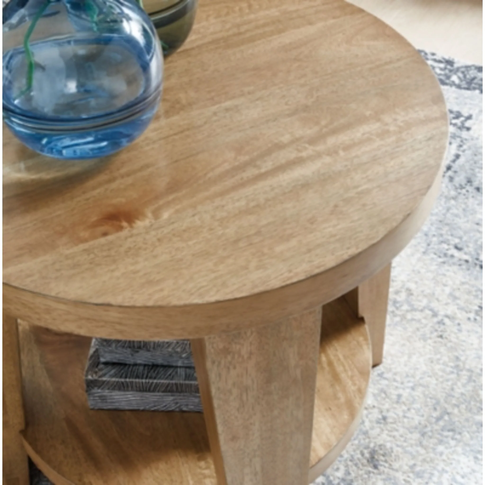 Kristiland End Table - Image 4