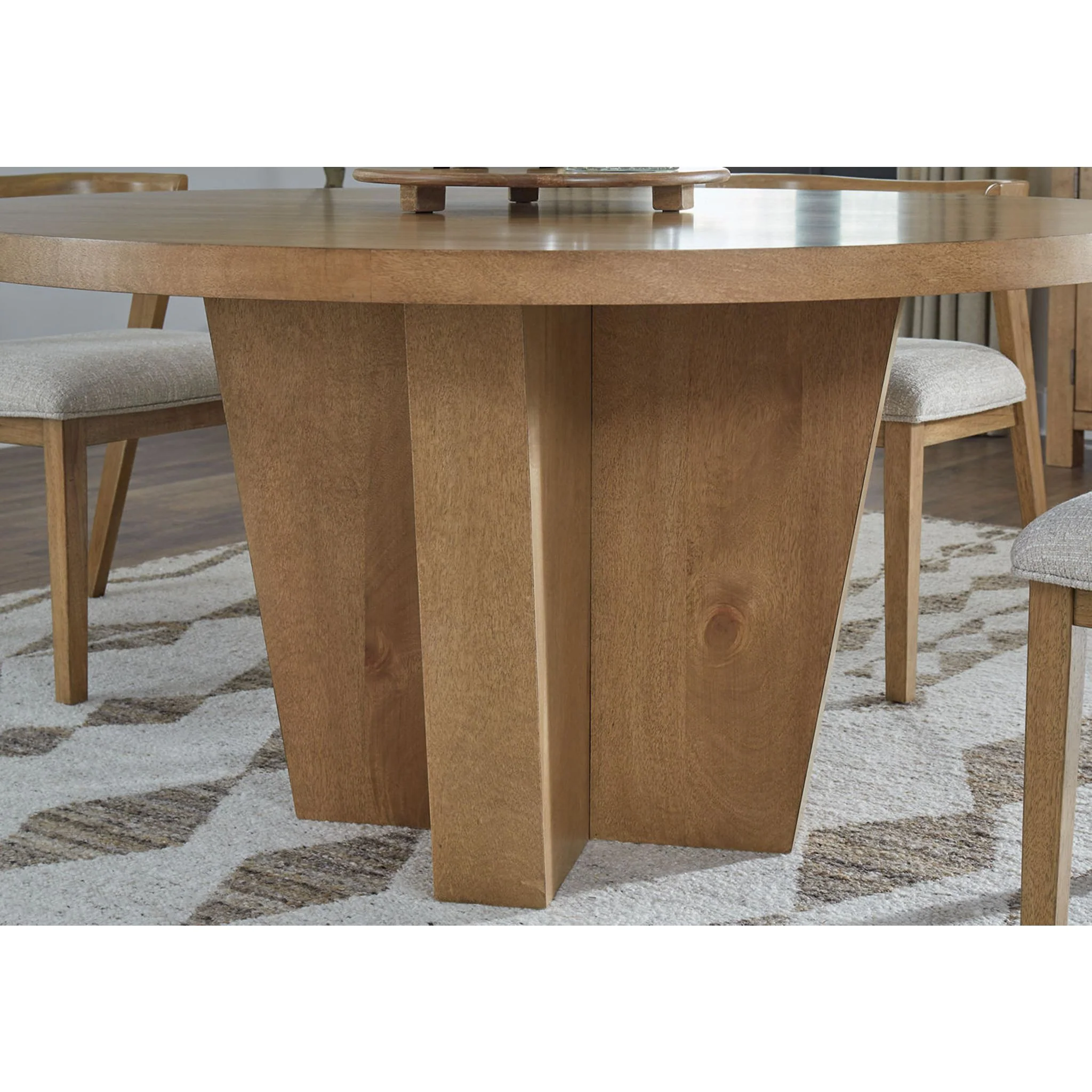Kristiland-Exclusive Dining Set - Image 34