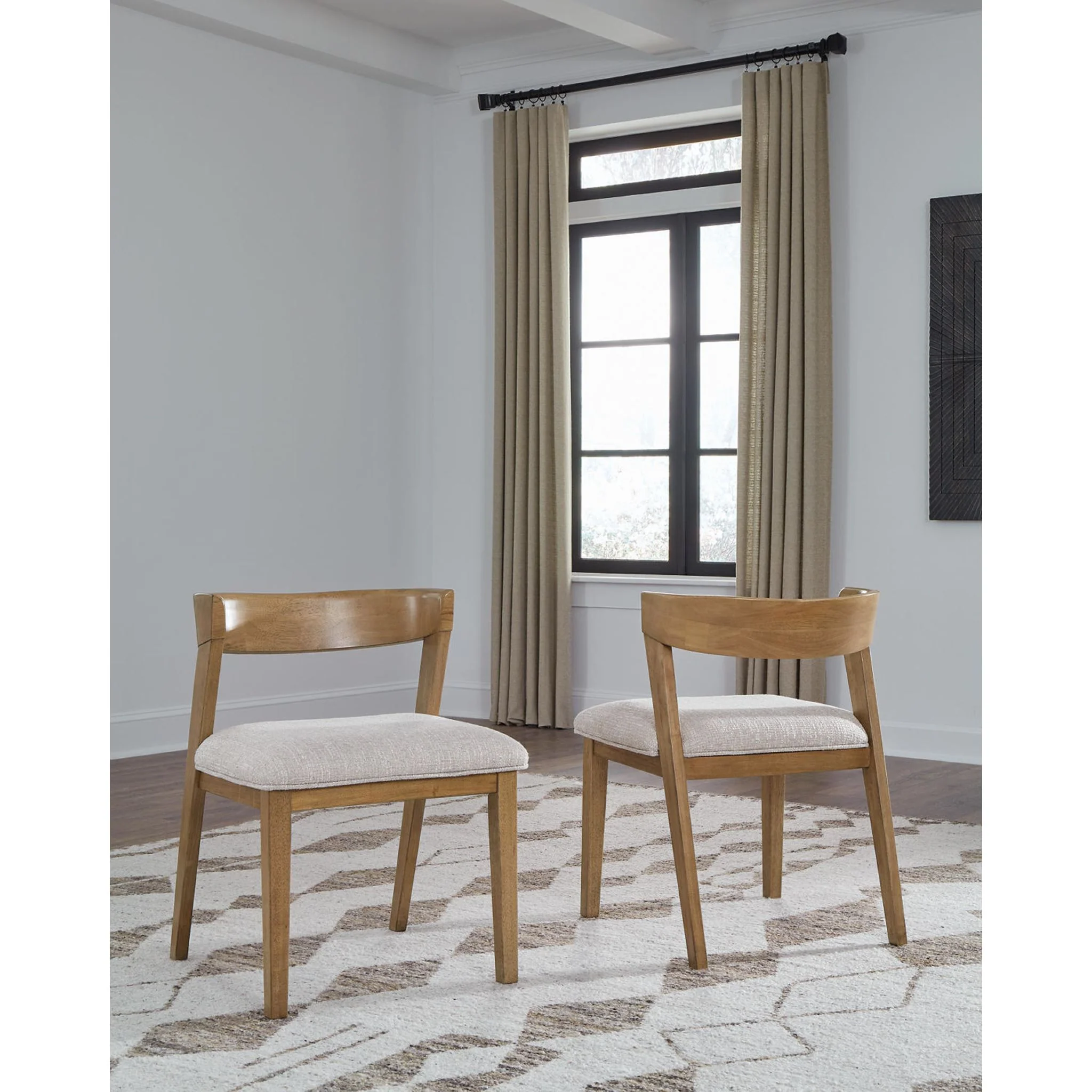 Kristiland-Exclusive Dining Set - Image 45