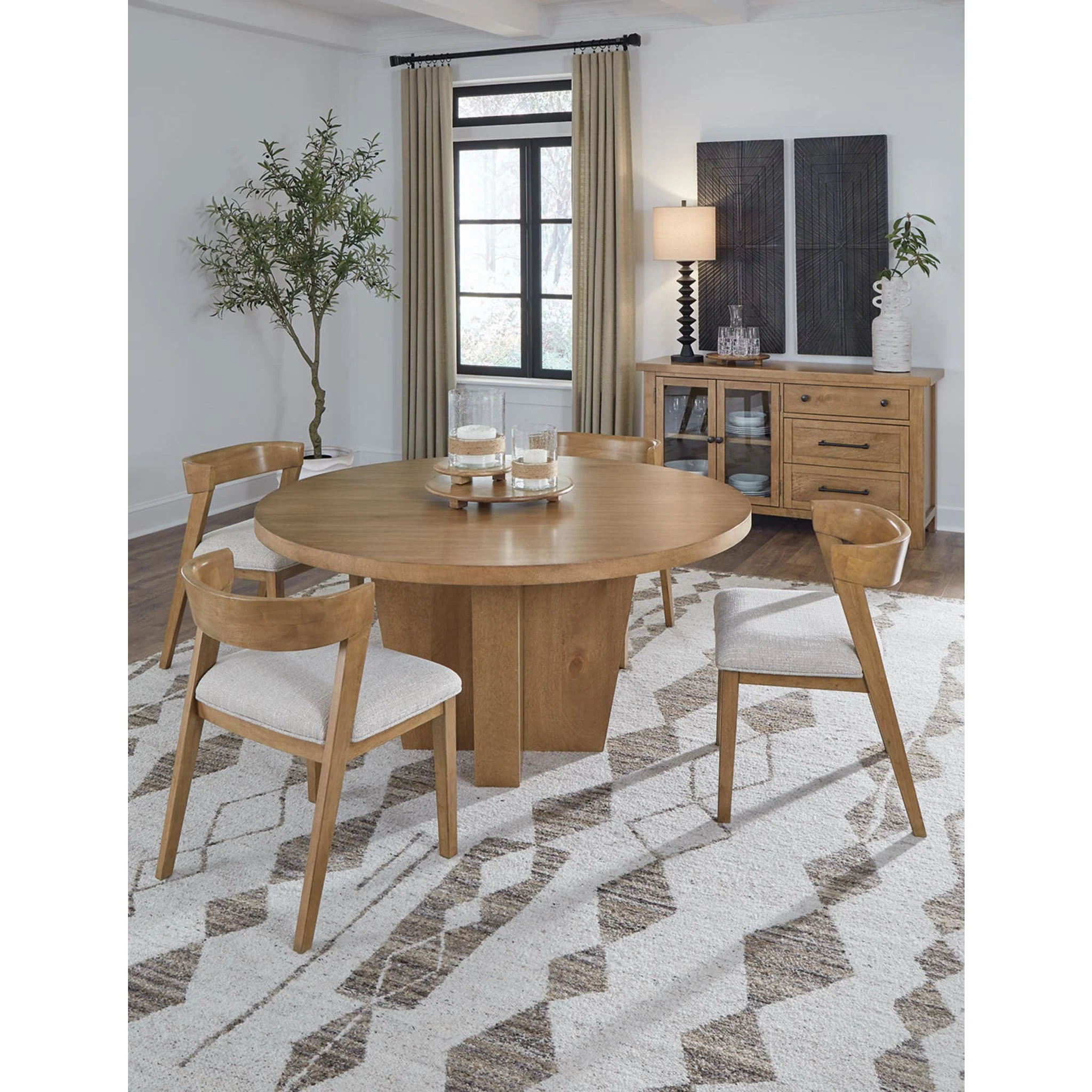 Kristiland-Exclusive Dining Table - Image 11