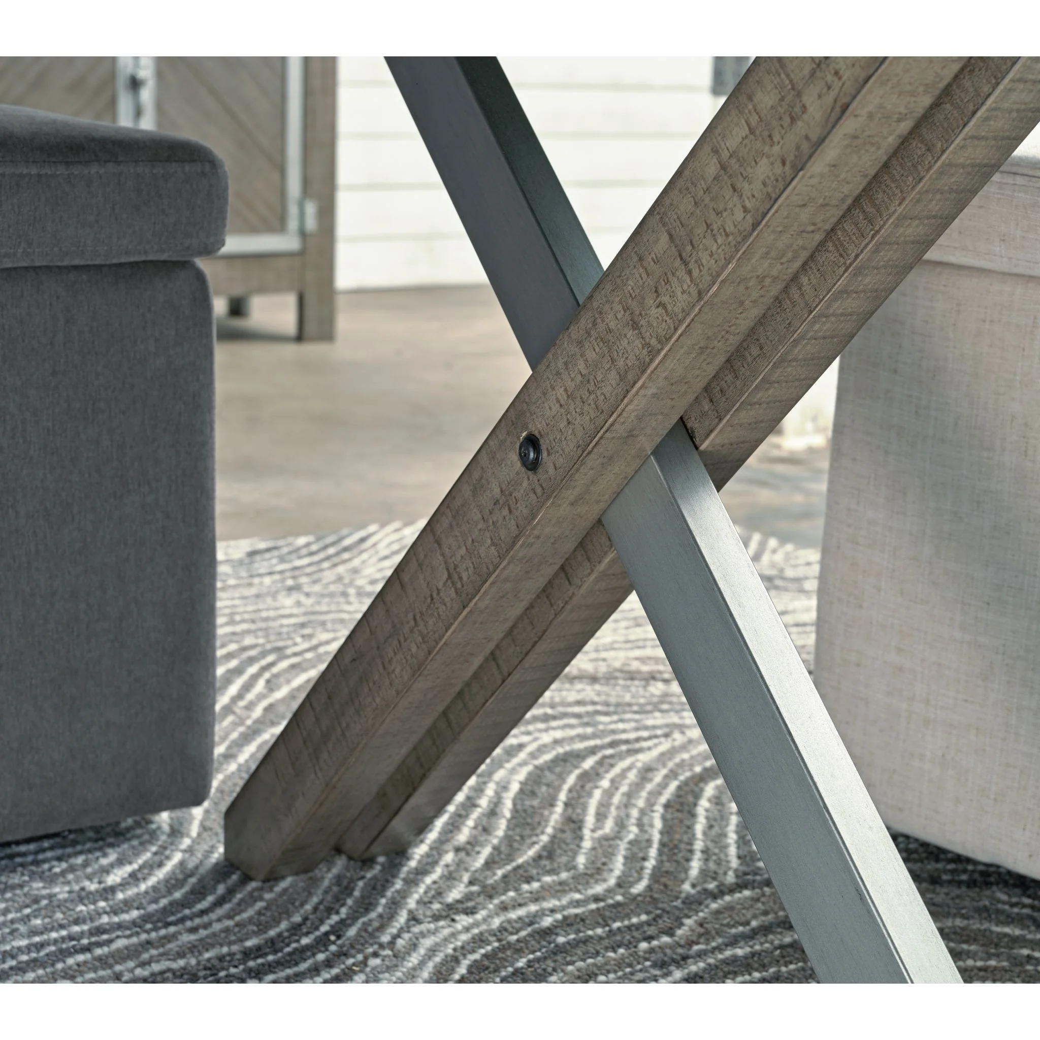 Krystanza Dining Table - Image 6
