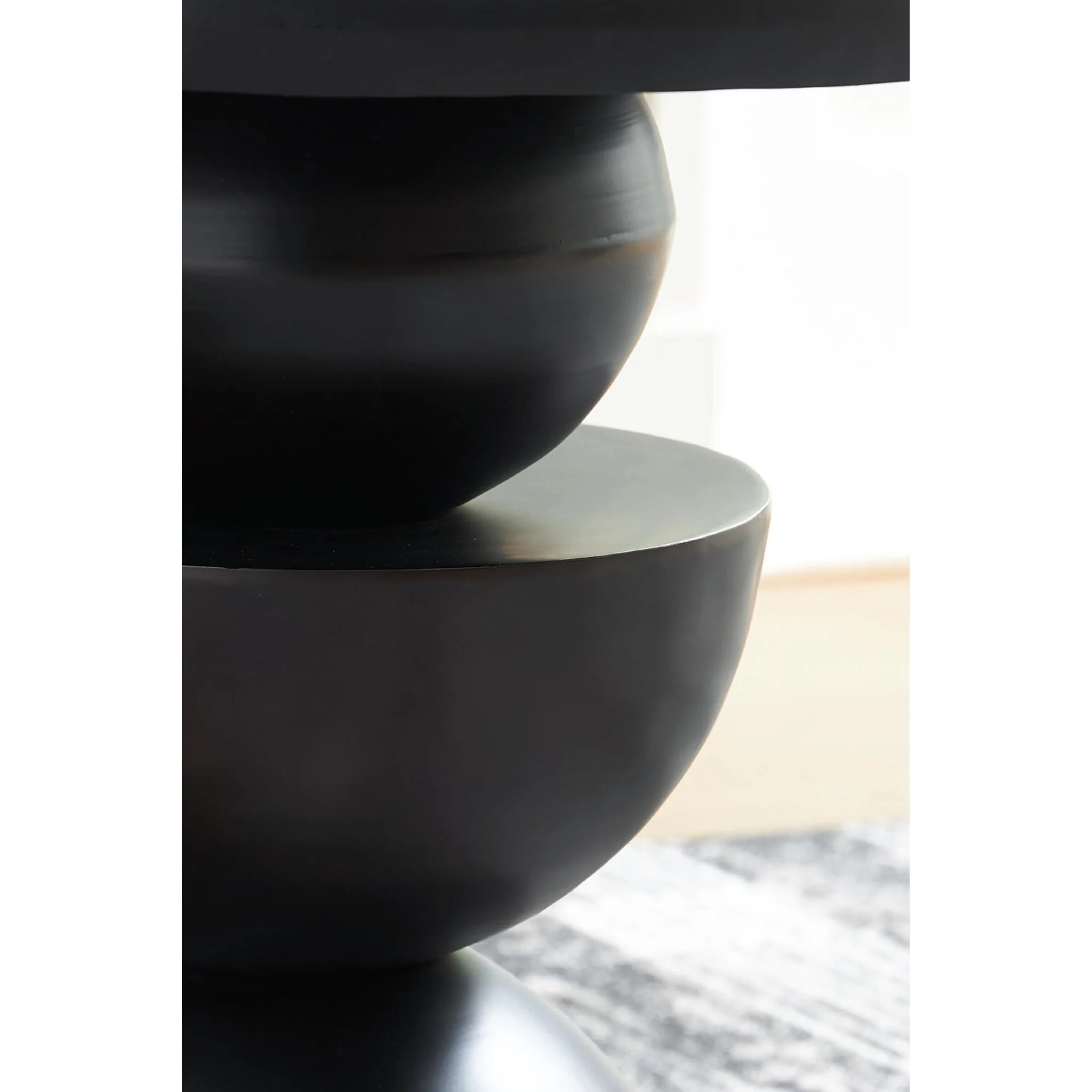 Kurtson Accent Table - Image 4