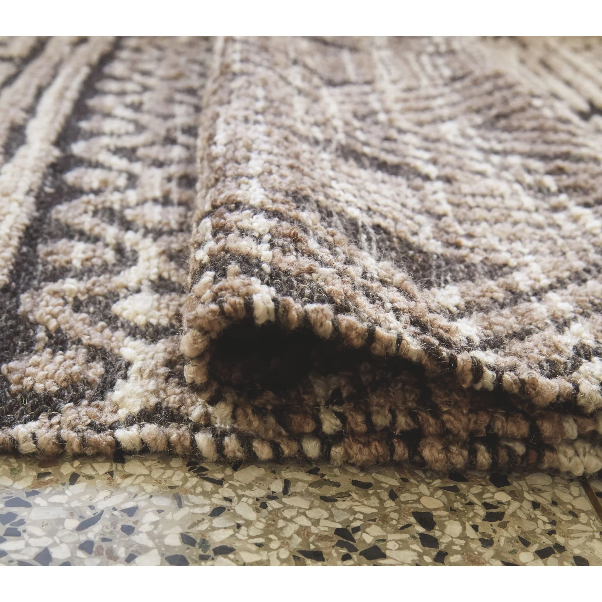 Kylin Area Rug - Image 4