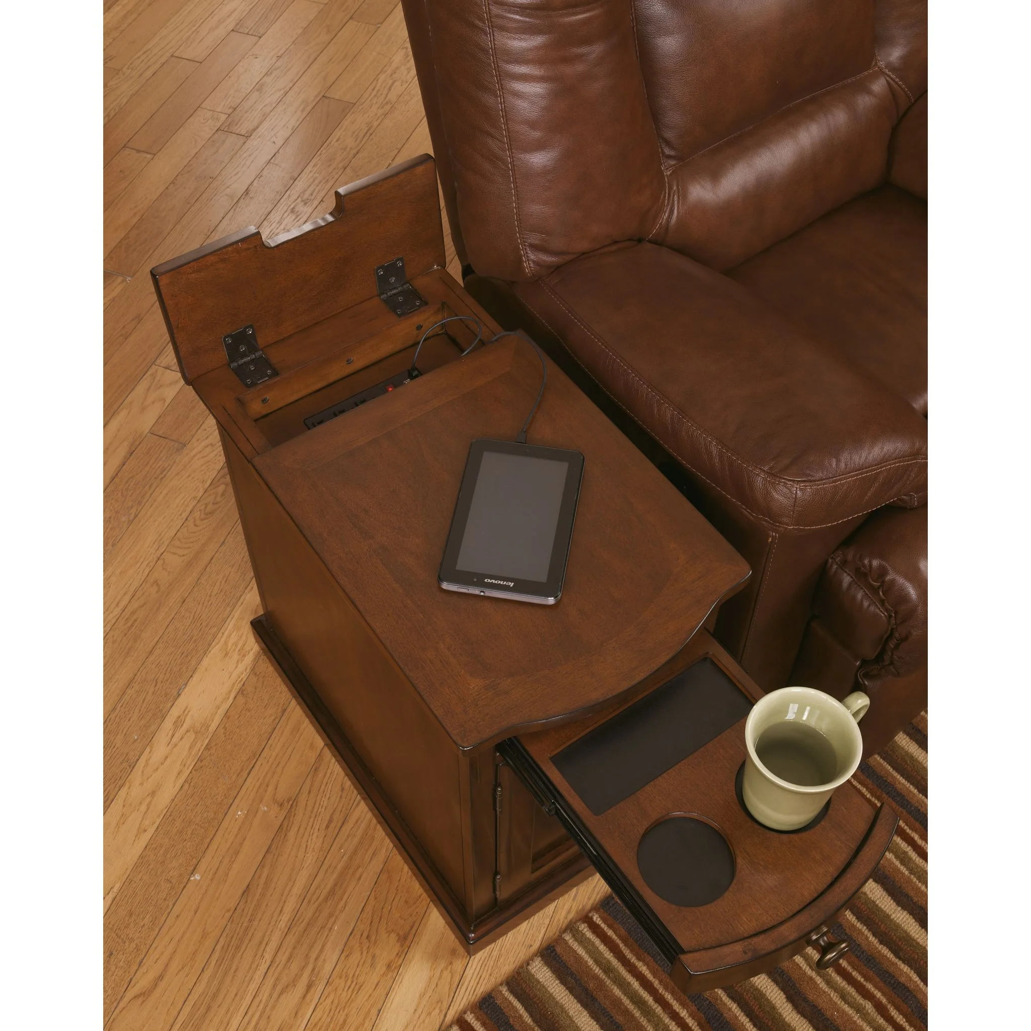 Laflorn Chairside End Table - Image 3