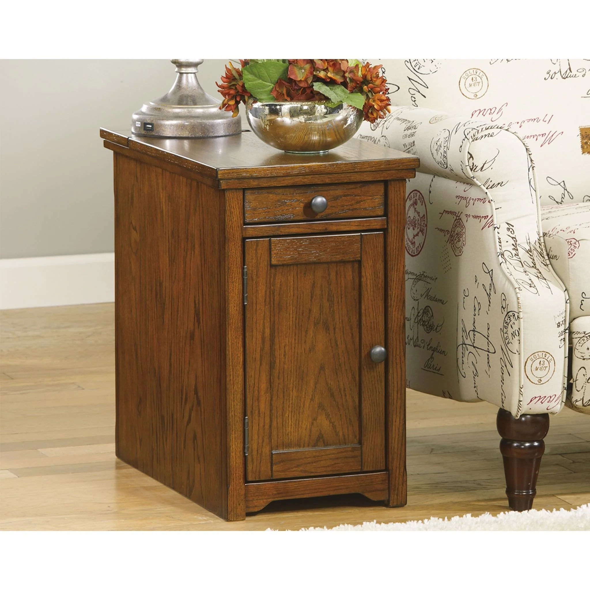 Laflorn Chairside End Table - Image 2