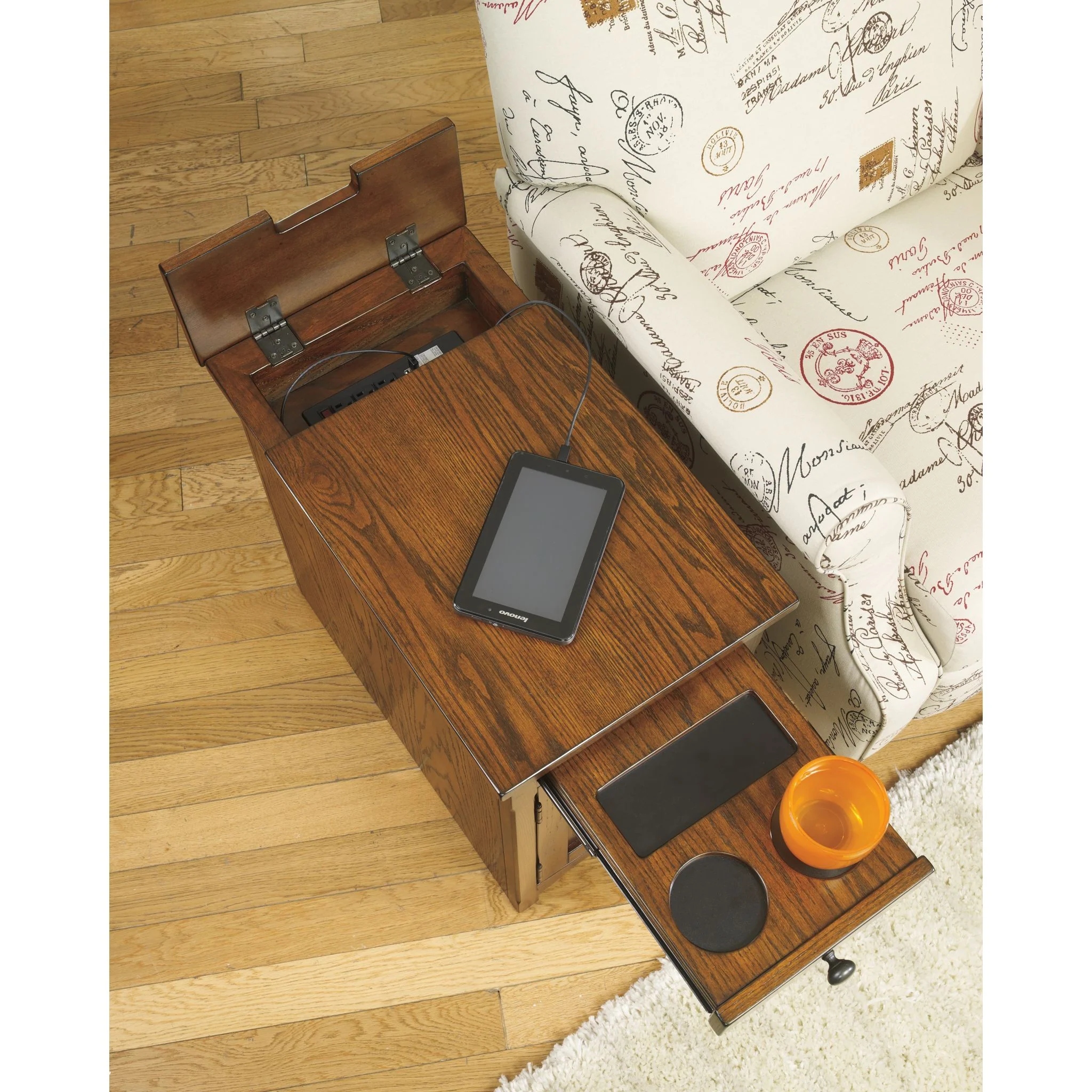 Laflorn Chairside End Table - Image 3