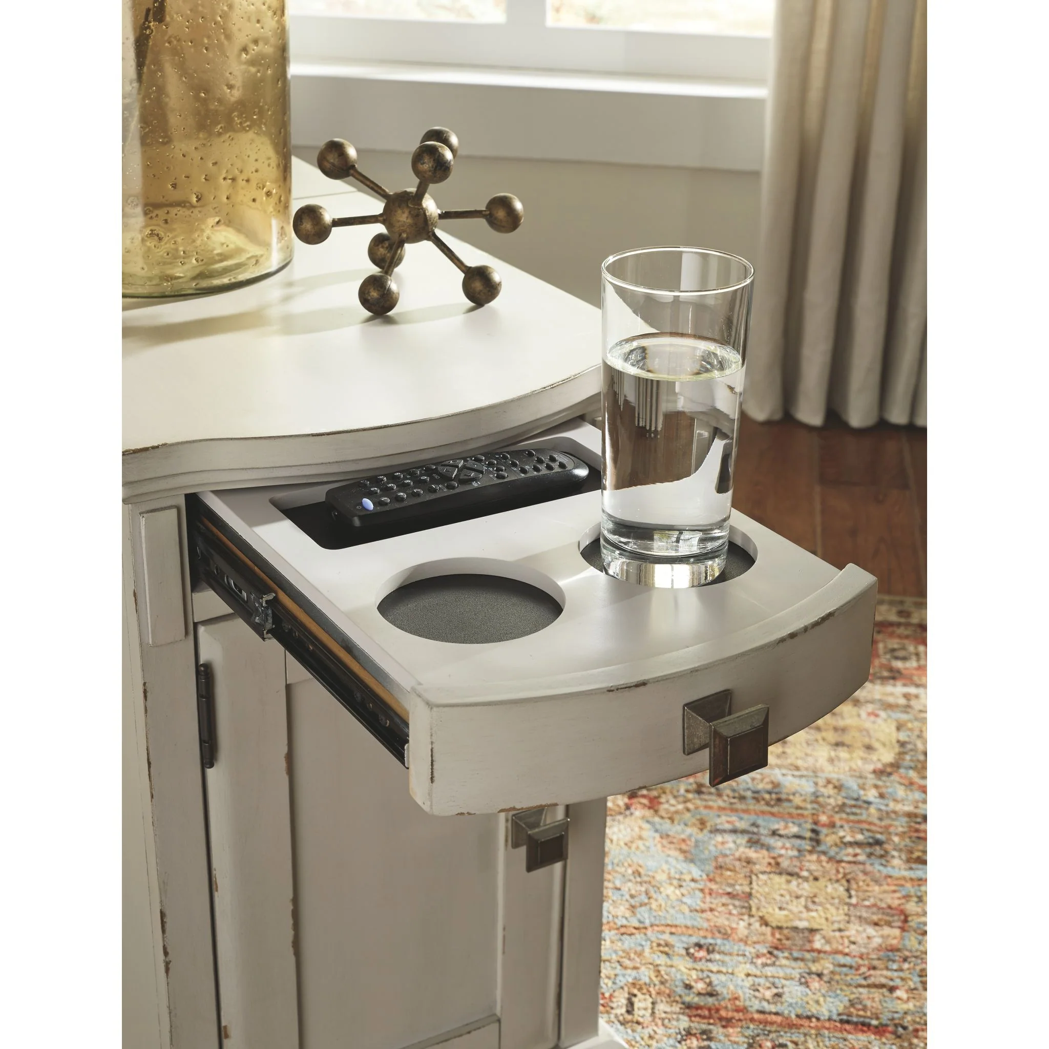 Laflorn Chairside End Table - Image 4