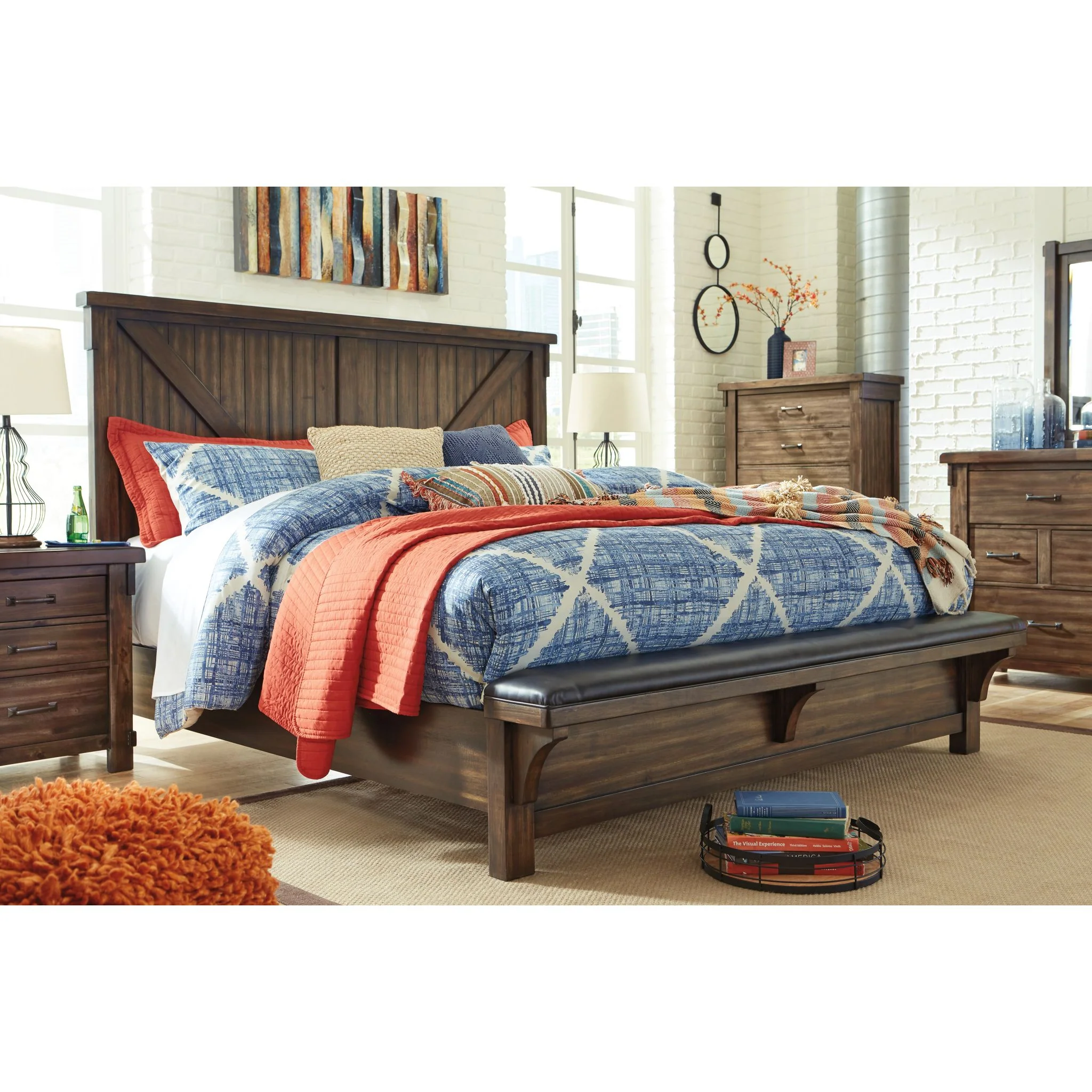 Lakeleigh 3 Piece Queen Bed w/Bench - Image 5