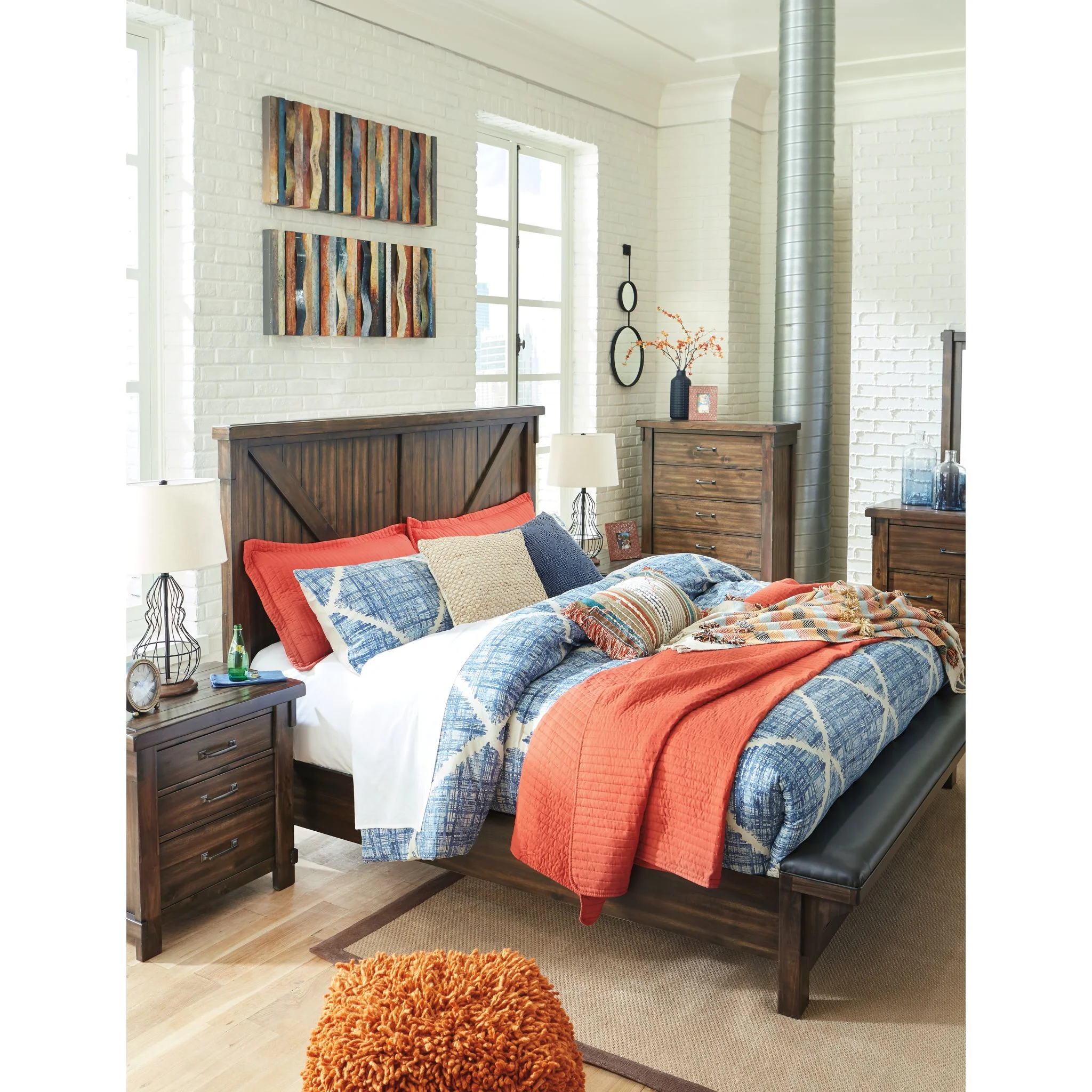 Lakeleigh 3 Piece Queen Bed w/Bench - Image 6