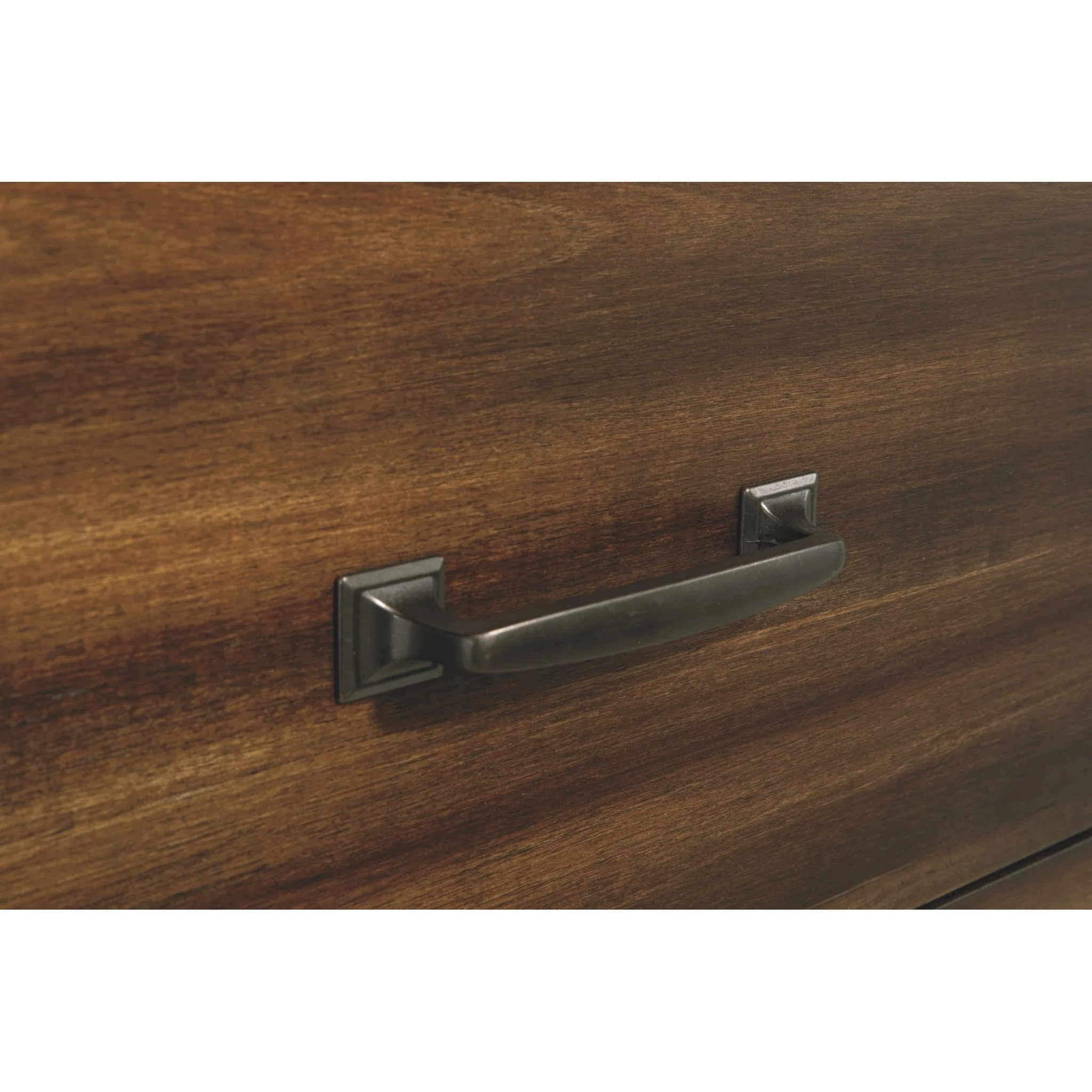 Lakeleigh 5 Piece Queen Panel Bedroom - Image 9