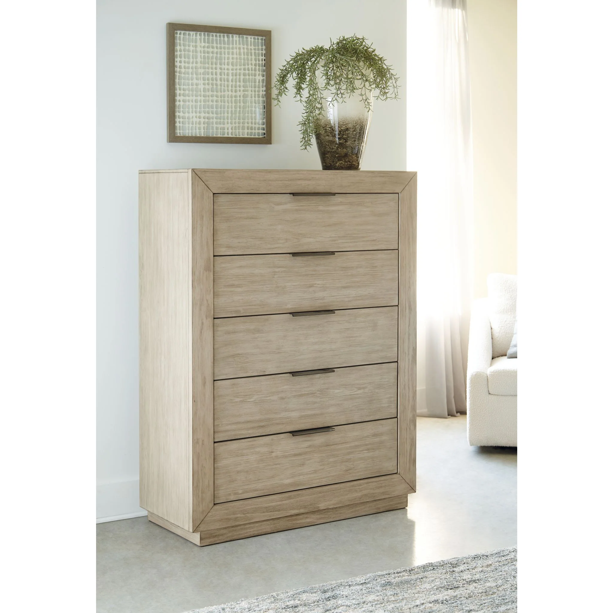 Hennington-Exclusive Chest - Image 2