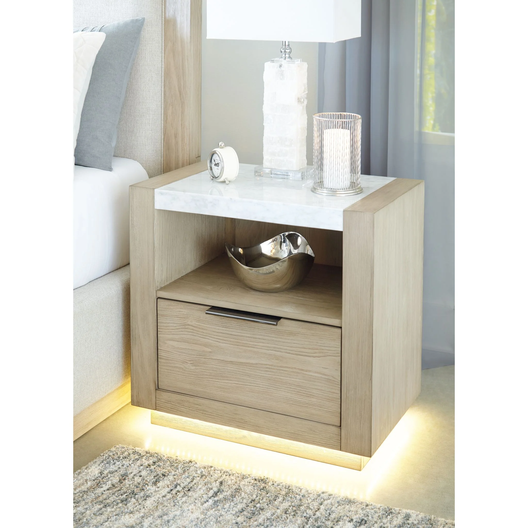 Hennington-Exclusive Nightstand - Image 2