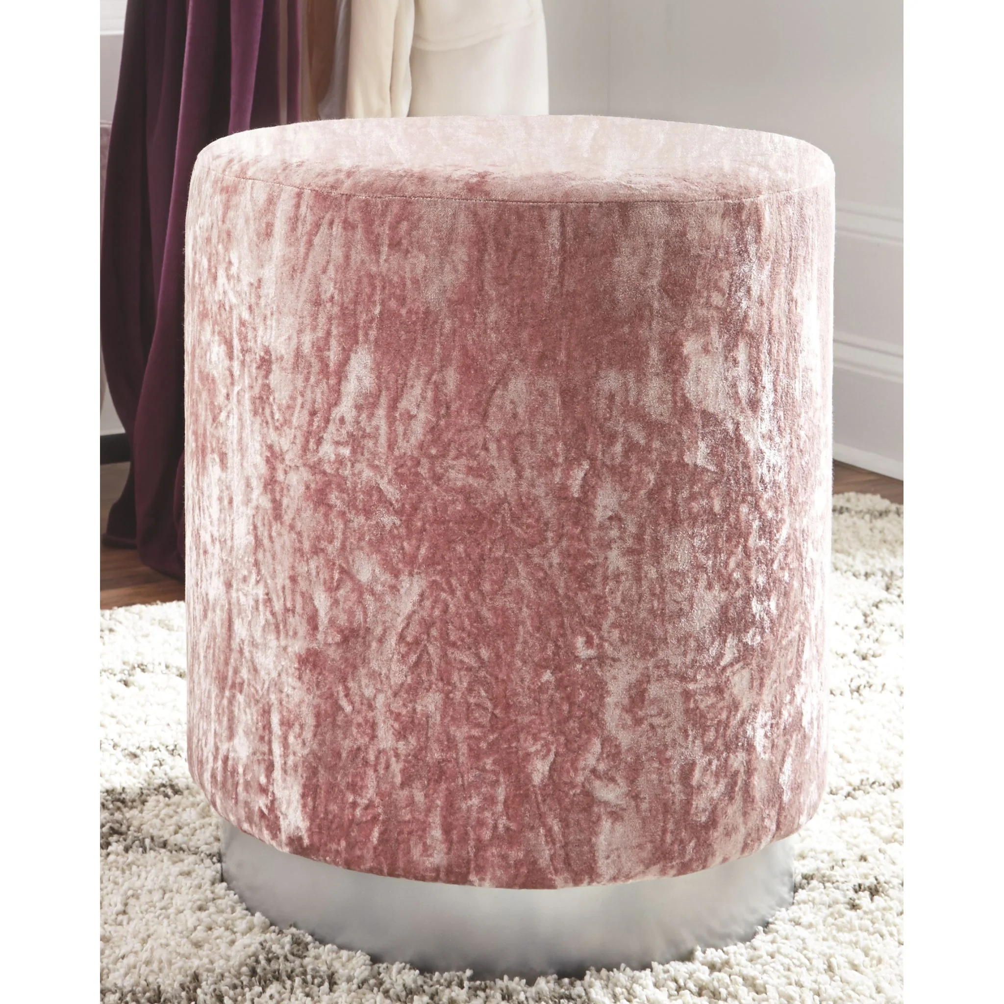 Lancer Ottoman - Image 2