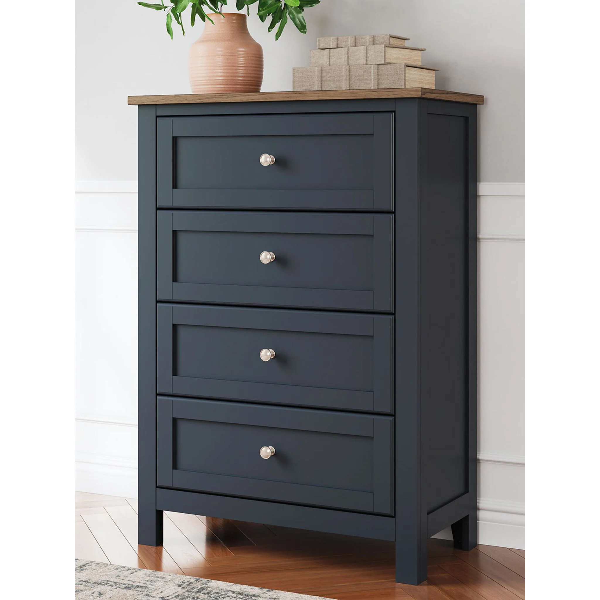Landocken Chest - Image 2
