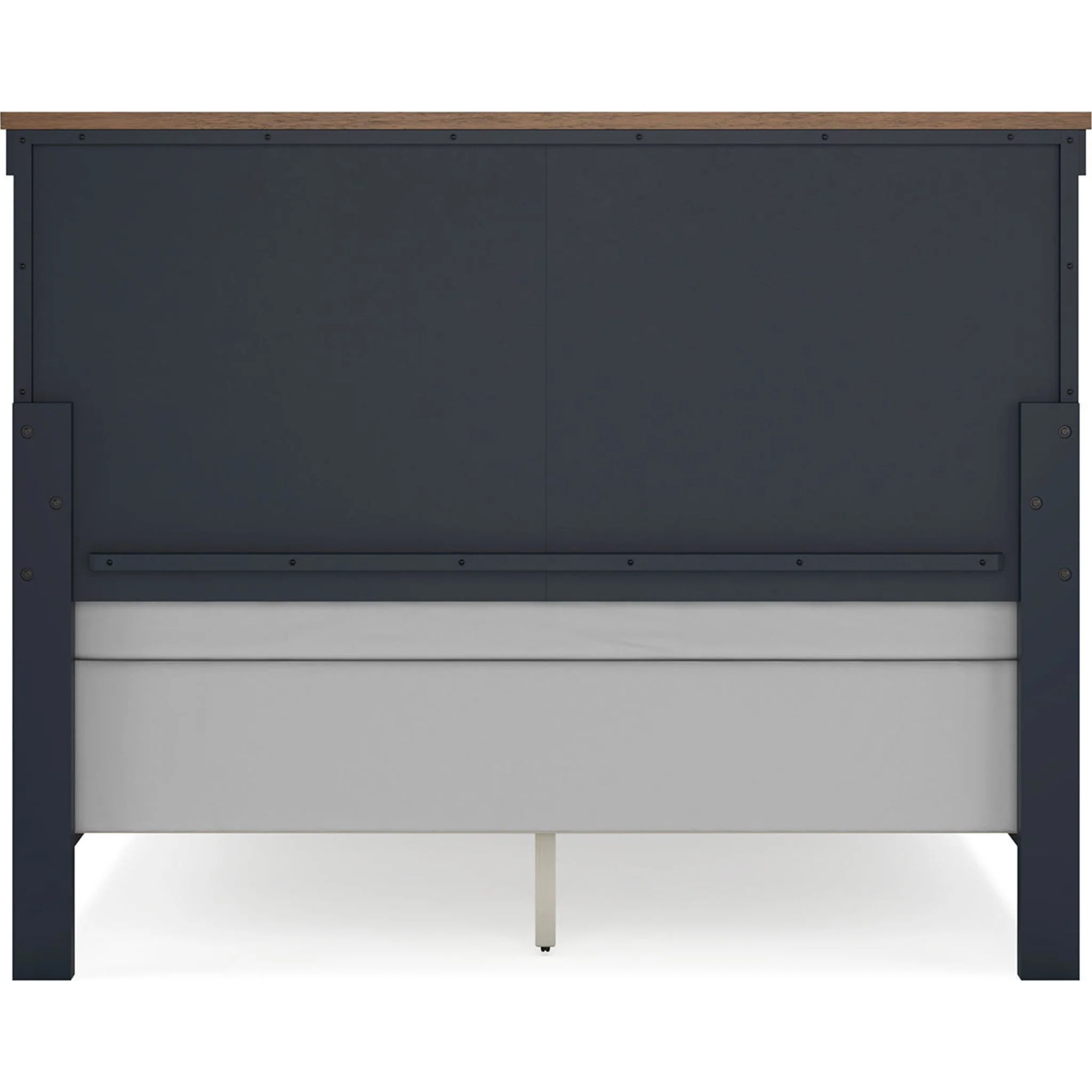 Landocken Queen Panel Bed - Image 6