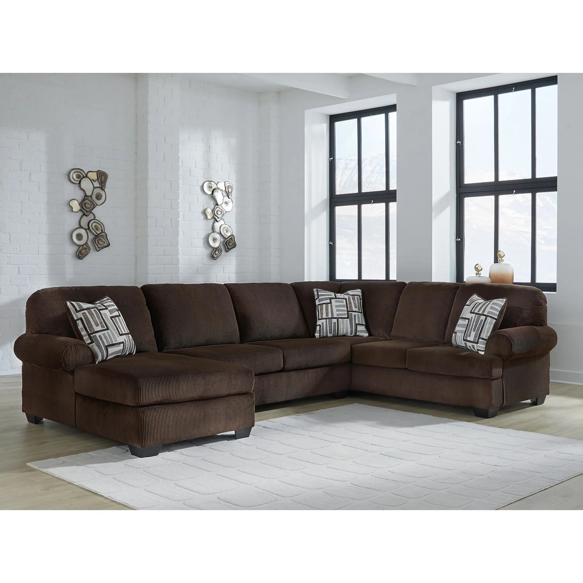 Landsings 3 Piece Sectional with Chaise - Image 16