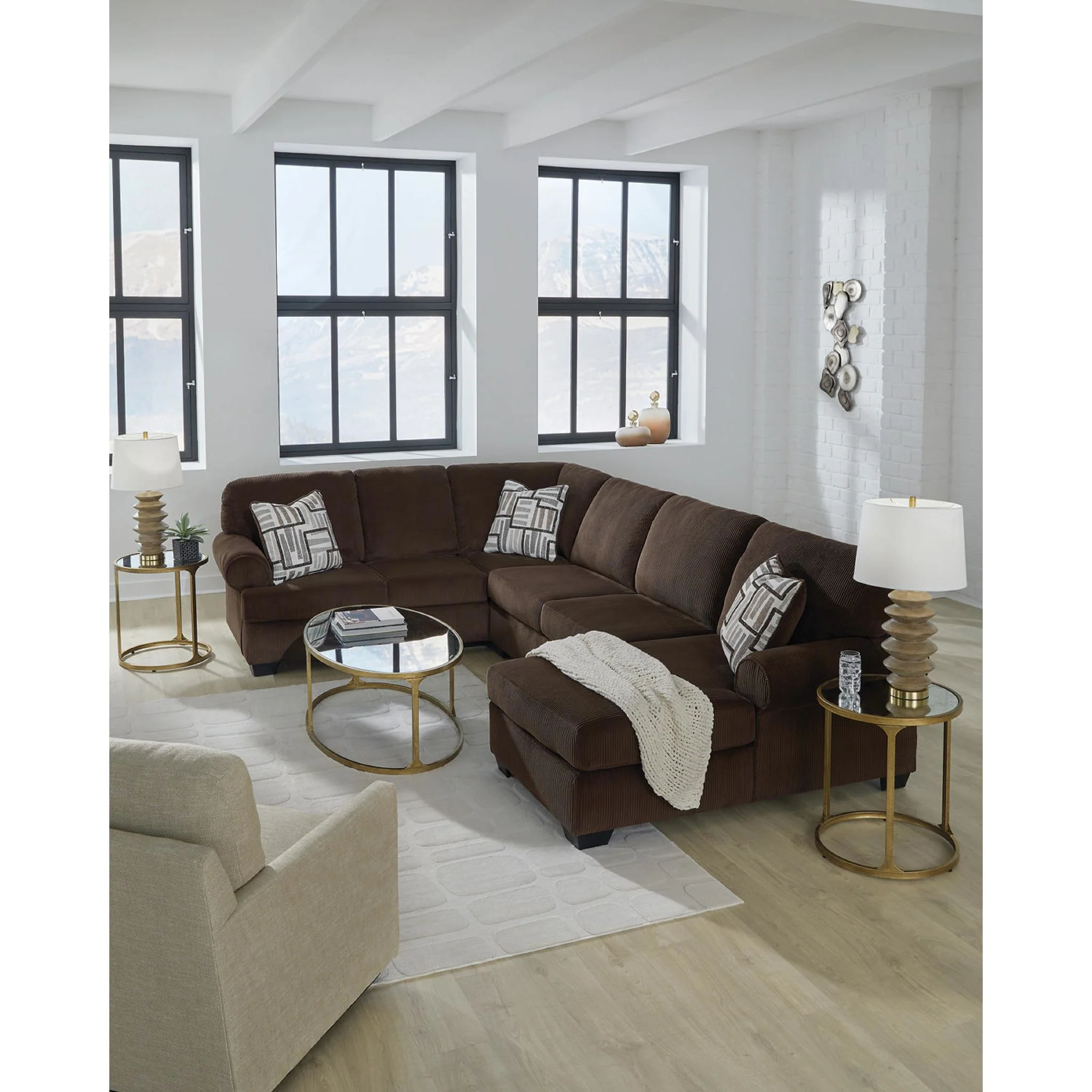 Landsings 3 Piece Sectional with Chaise - Image 5