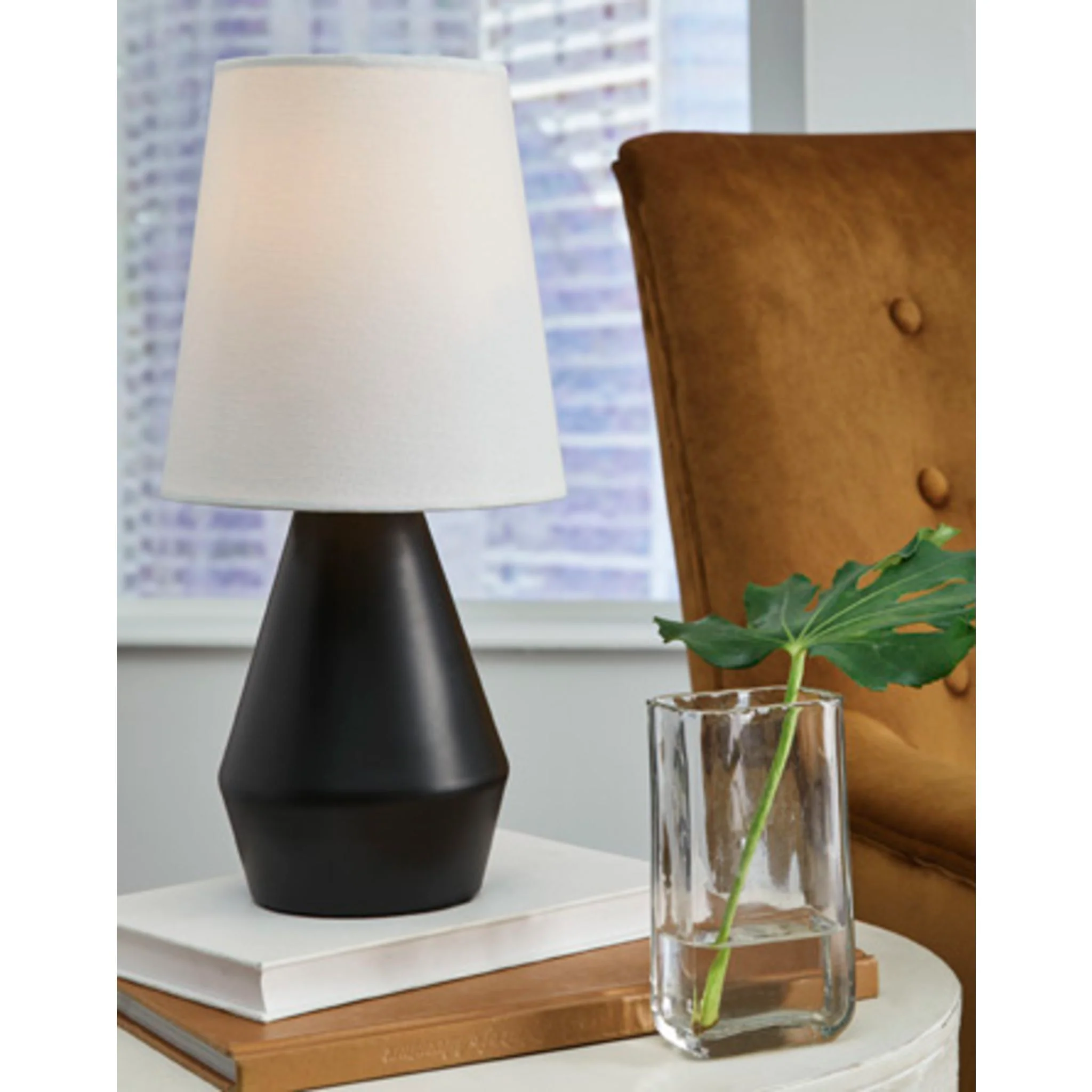 Lanry Metal Table Lamp (1/CN) - Image 4