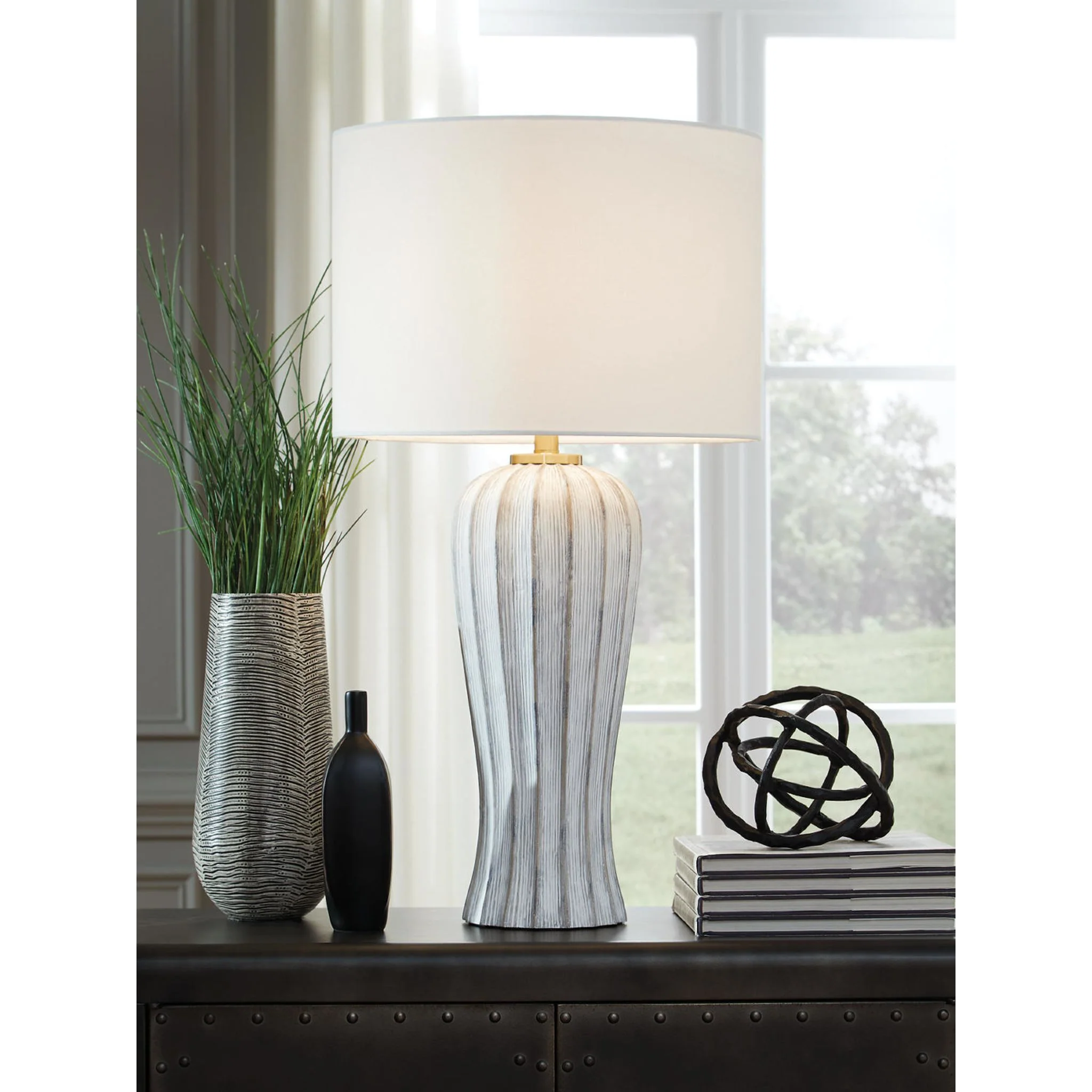 Lanwell Table Lamp - Image 3