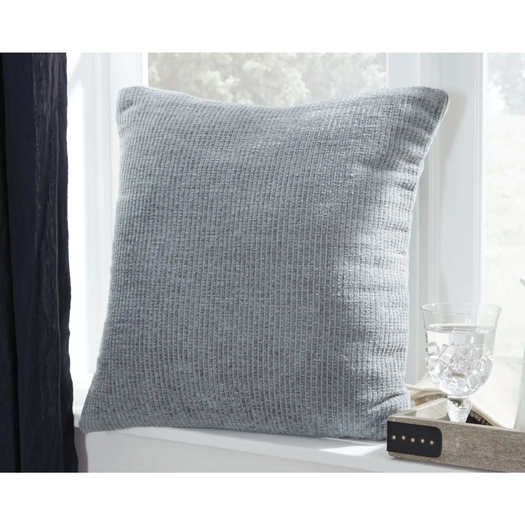 Larae Pillow - Image 3