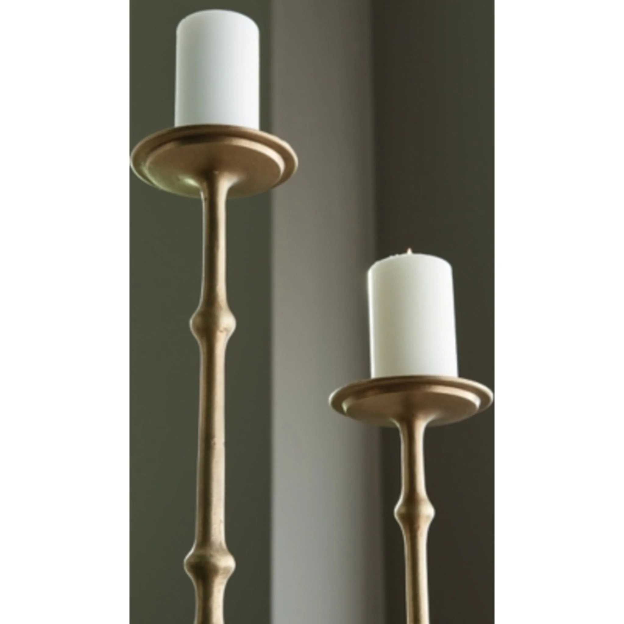 Larwick Candle Holder (Set of 2) - Image 3