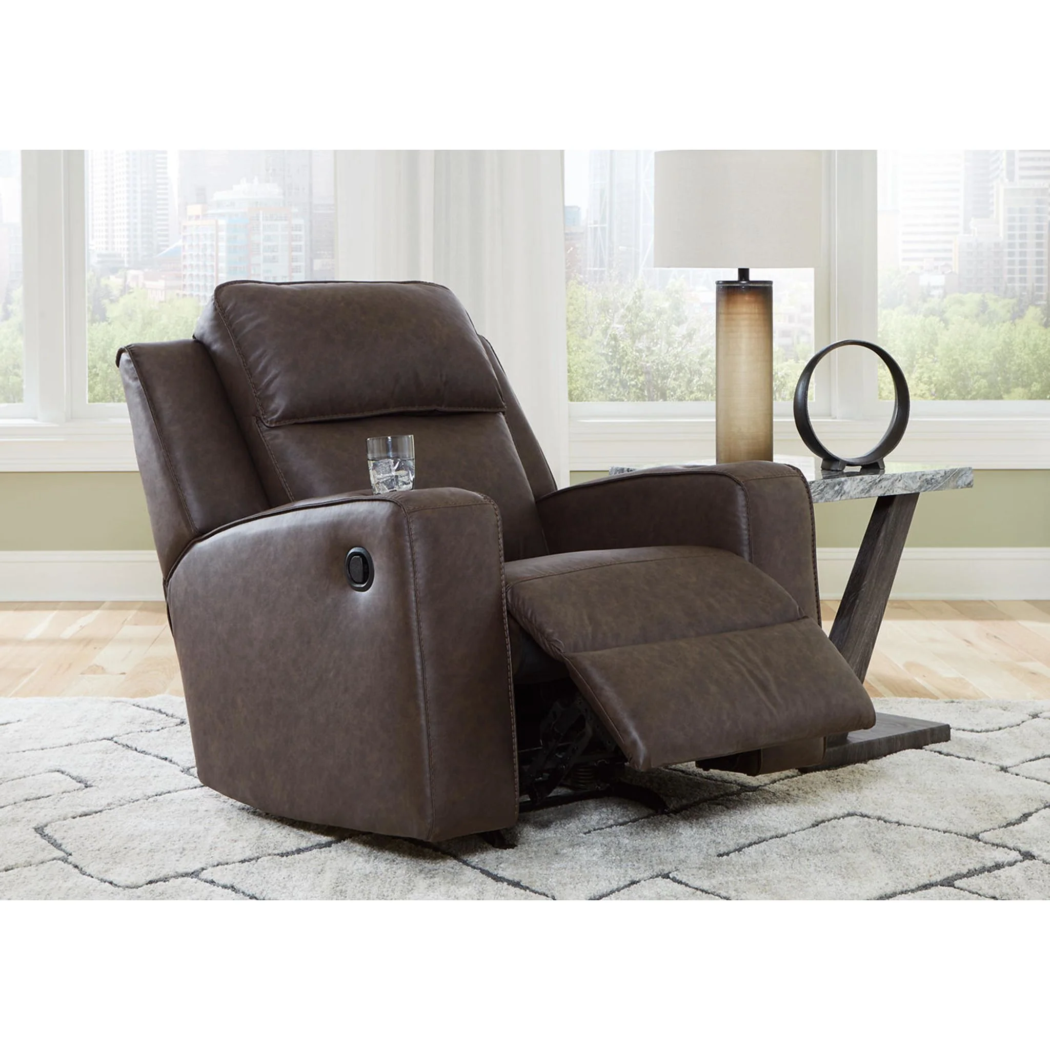 Lavenhorne Rocker Recliner - Image 26