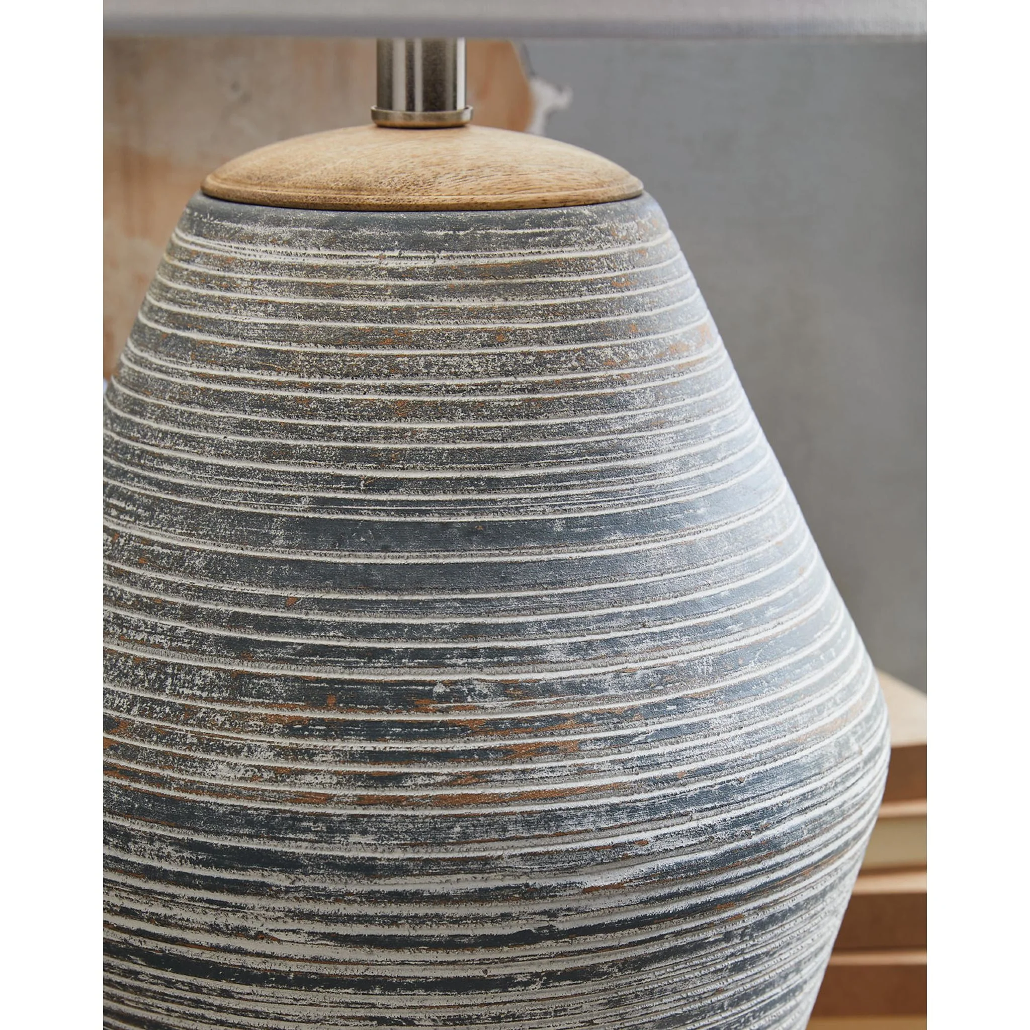 Lawrock Table Lamp - Image 4