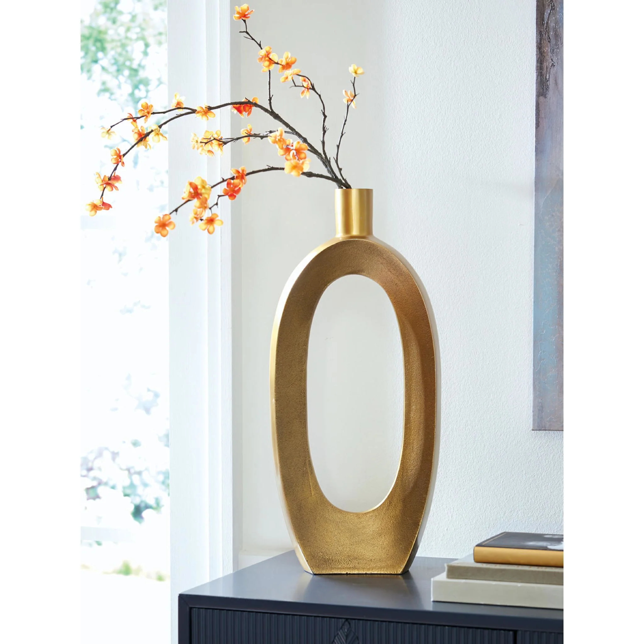 Lawtonville Vase - Image 2