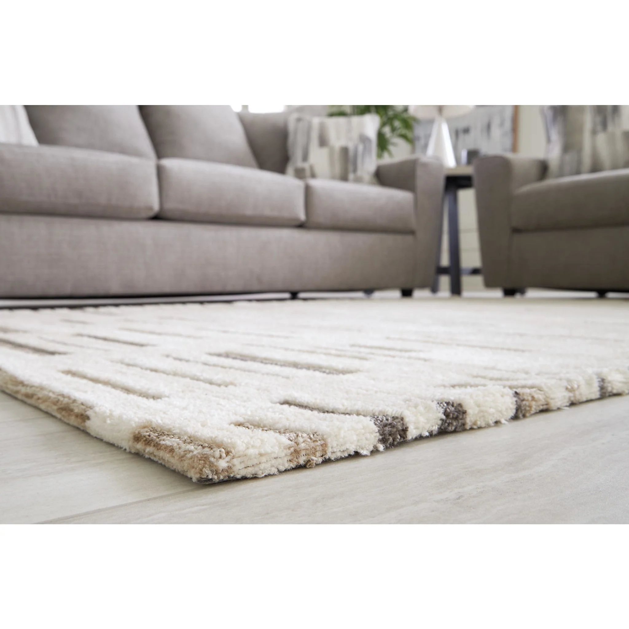 Leesdale Area Rug - Image 2