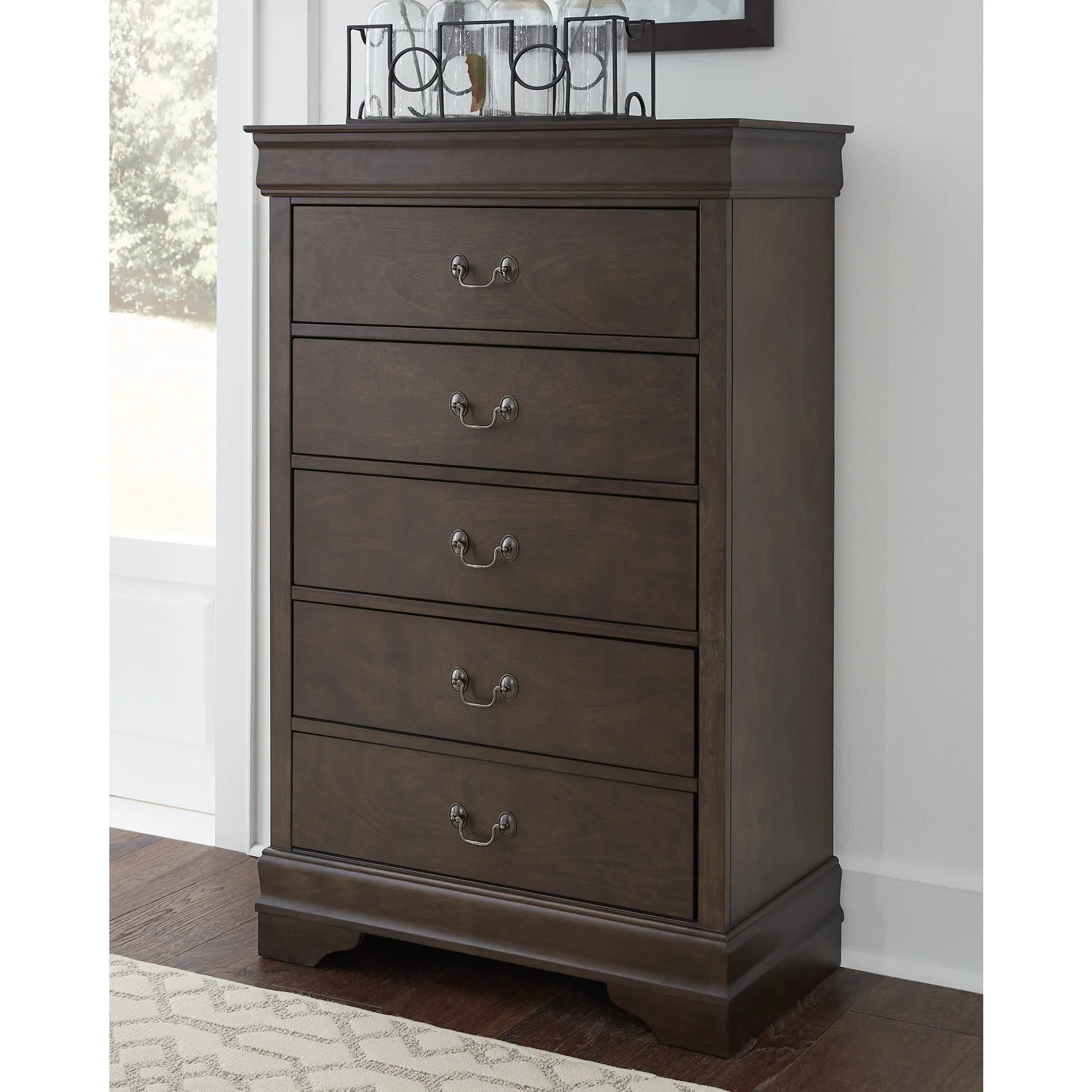 Leewarden Chest - Image 2