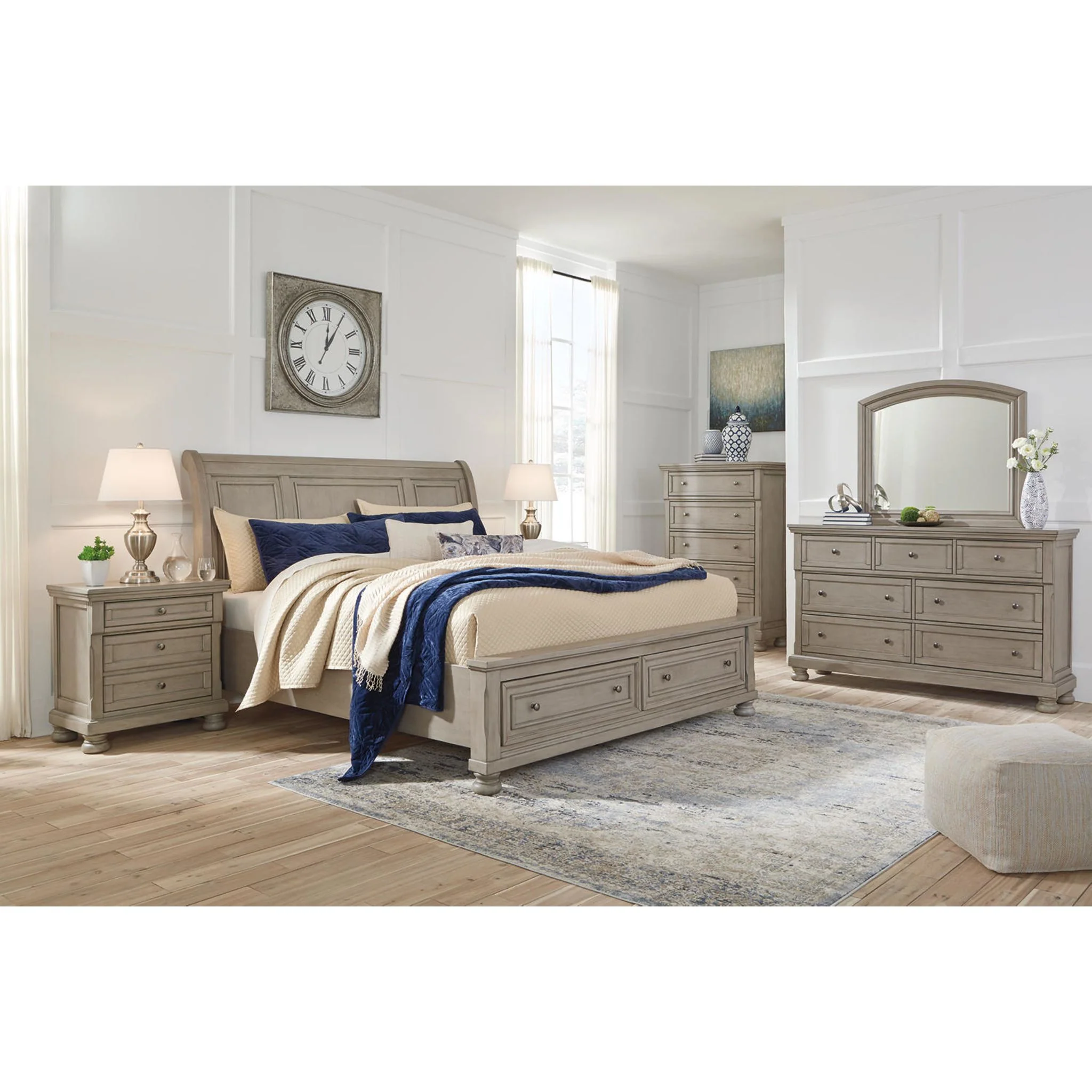 Lettner Dresser and Mirror - Image 6