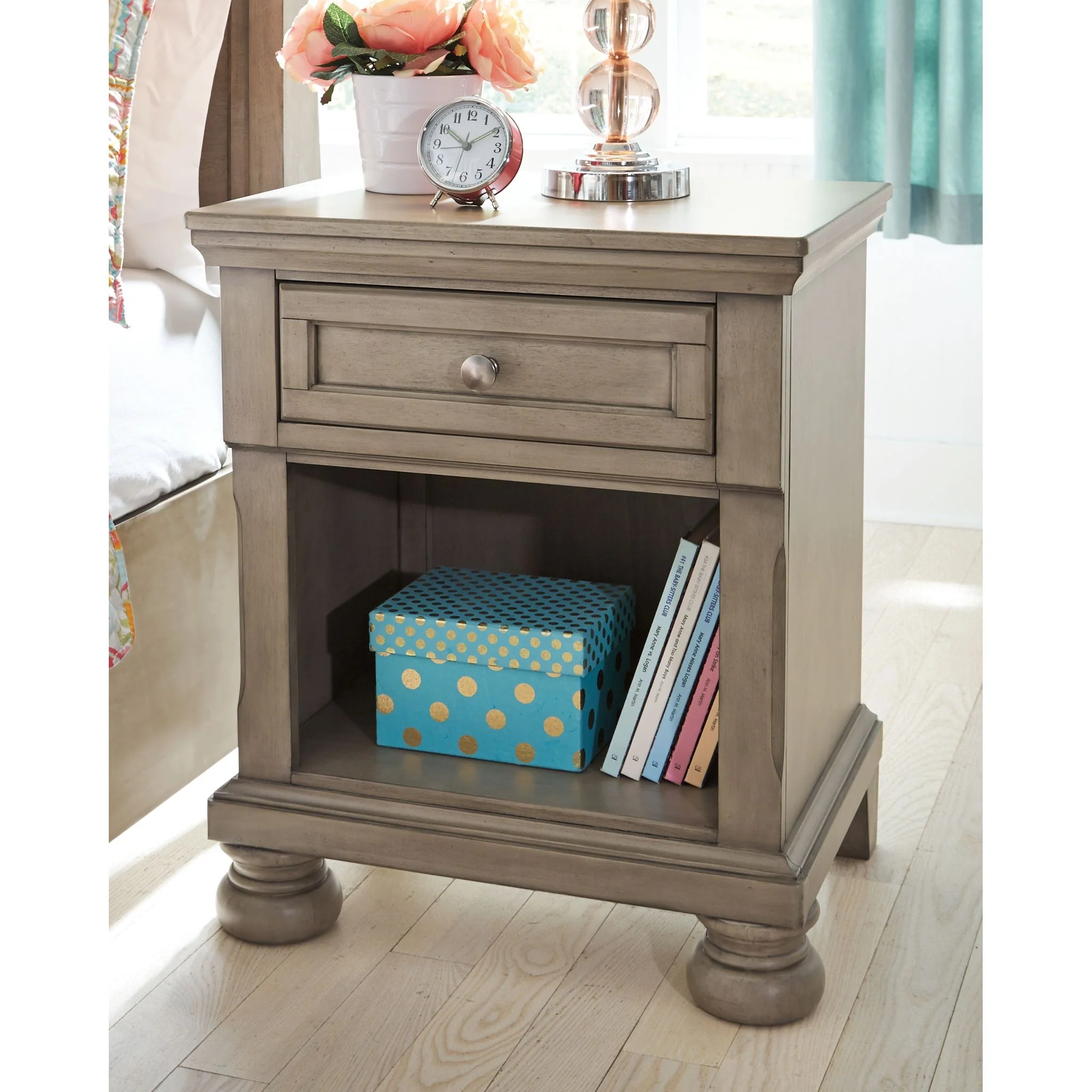 Lettner Nightstand - Image 2