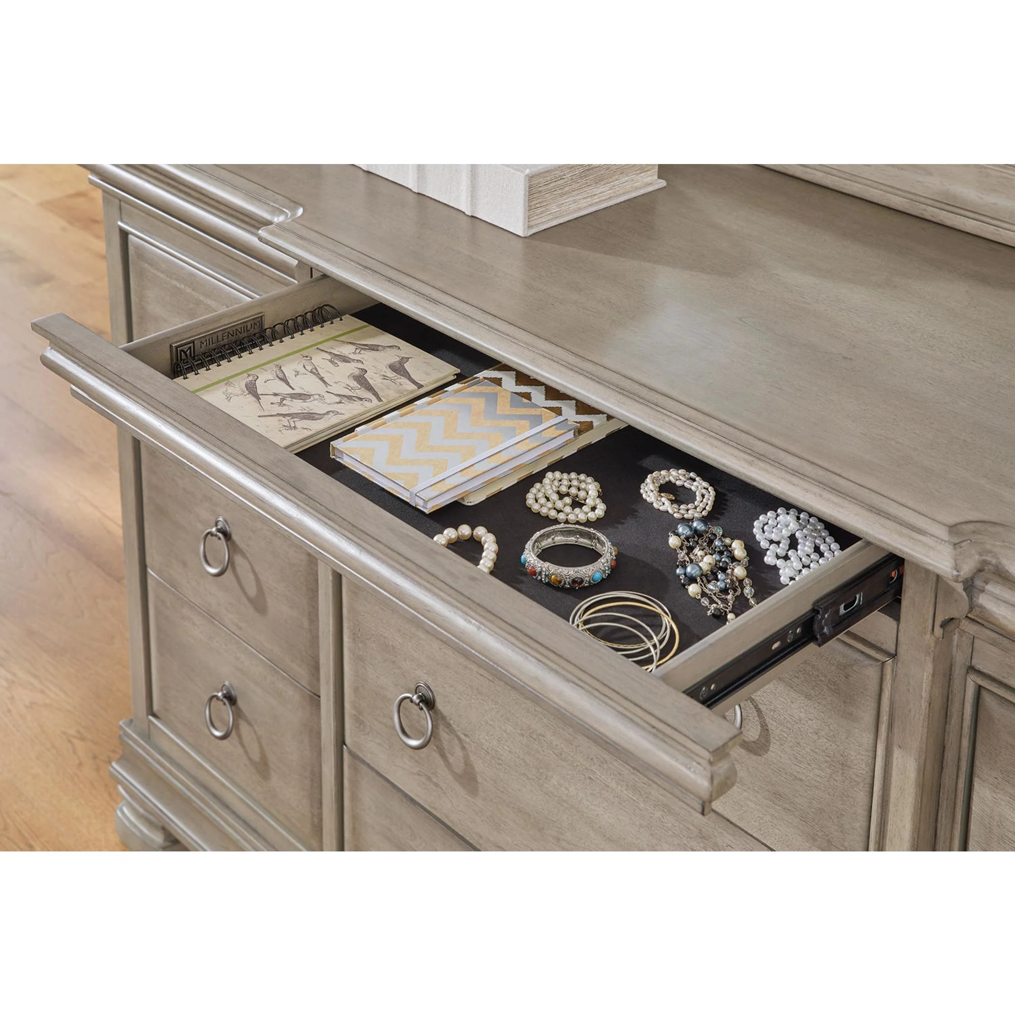Lexorne Dresser - Image 5