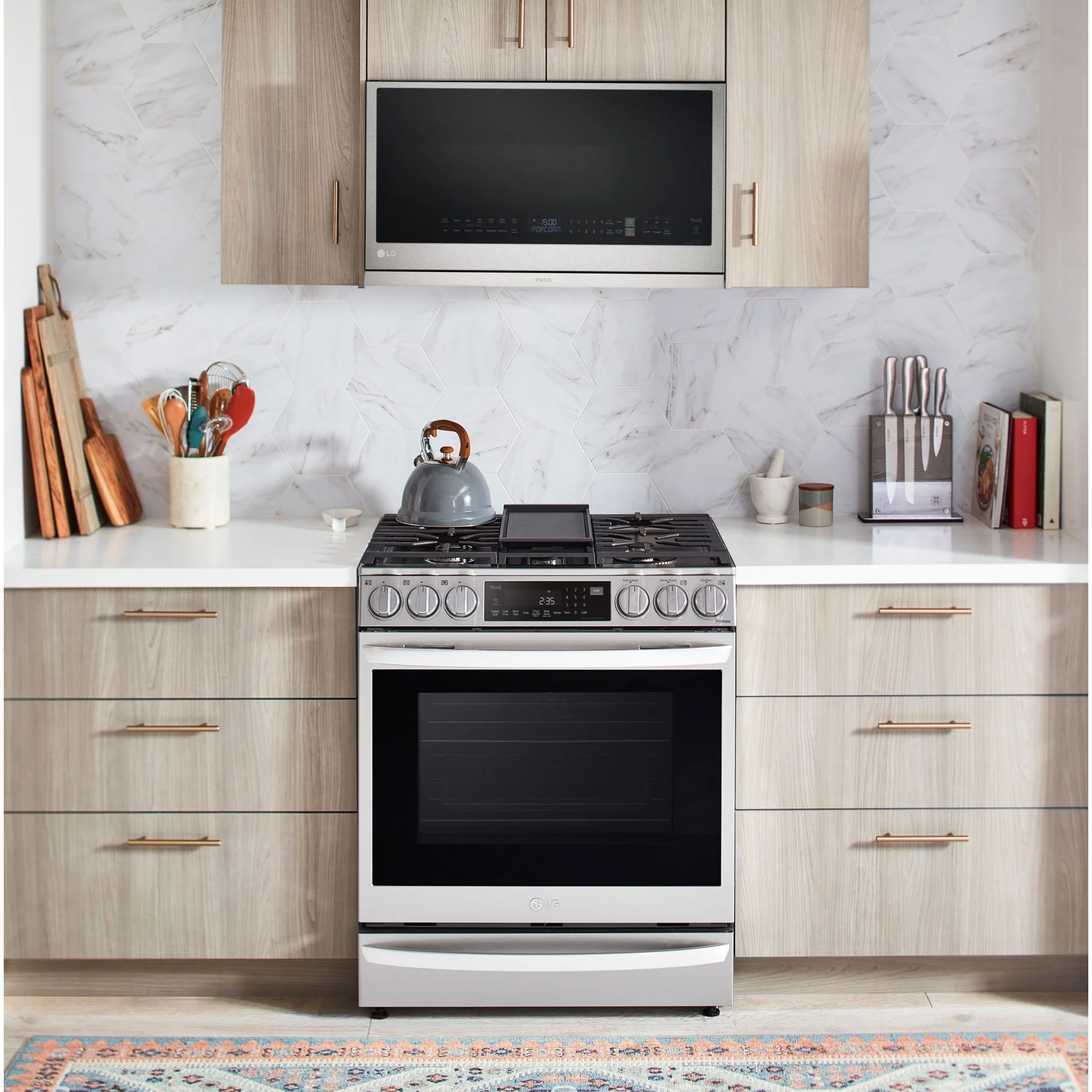 LG 2.1 cu. ft. Smart Over-the-Range Microwave with ExtendaVent®2.0 & EasyClean - Stainless (MVEL2137F) - Image 13
